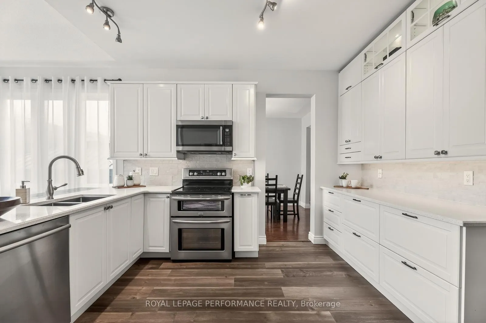 Photo 7 of 1820 Mccallum Drive, Ottawa, Fallingbrook/Gardenway South — HOMEH