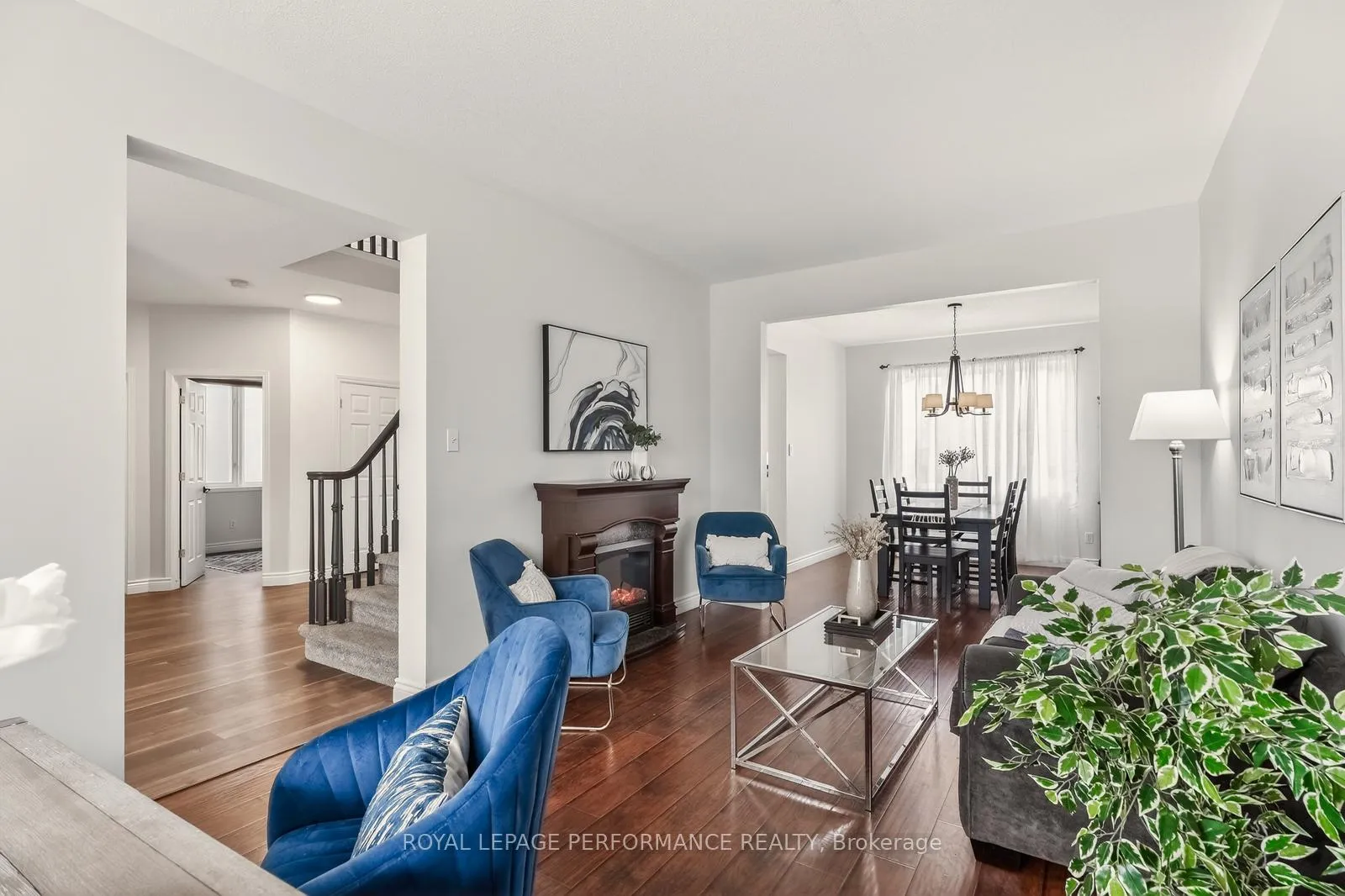 Photo 18 of 1820 Mccallum Drive, Ottawa, Fallingbrook/Gardenway South — HOMEH