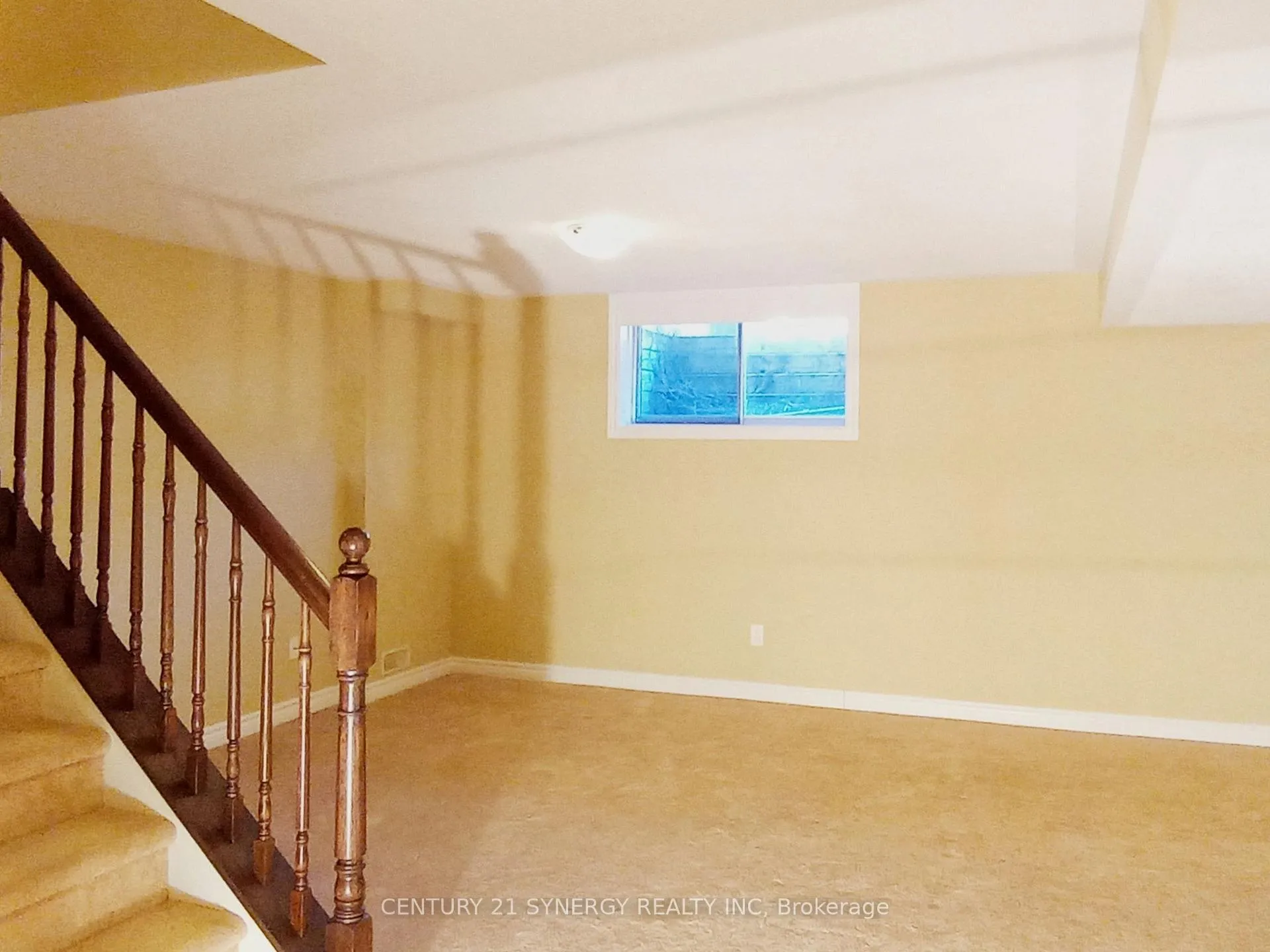 Photo 19 of 136 Piazza Circle, Ottawa, Barrhaven - Strandherd — HOMEH