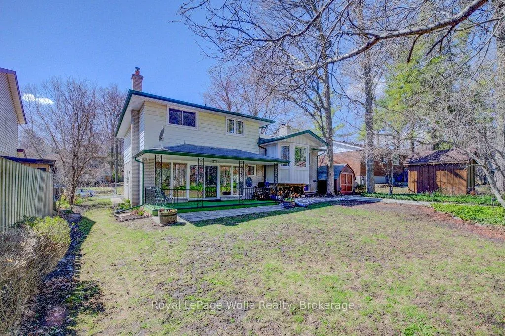 Photo 44 of 564 Glen Manor Boulevard, Waterloo, Lakeshore Village — HOMEH