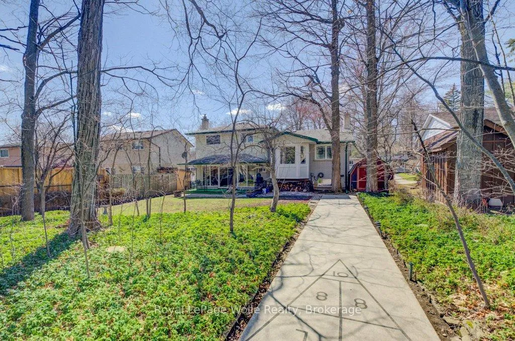 Photo 47 of 564 Glen Manor Boulevard, Waterloo, Lakeshore Village — HOMEH