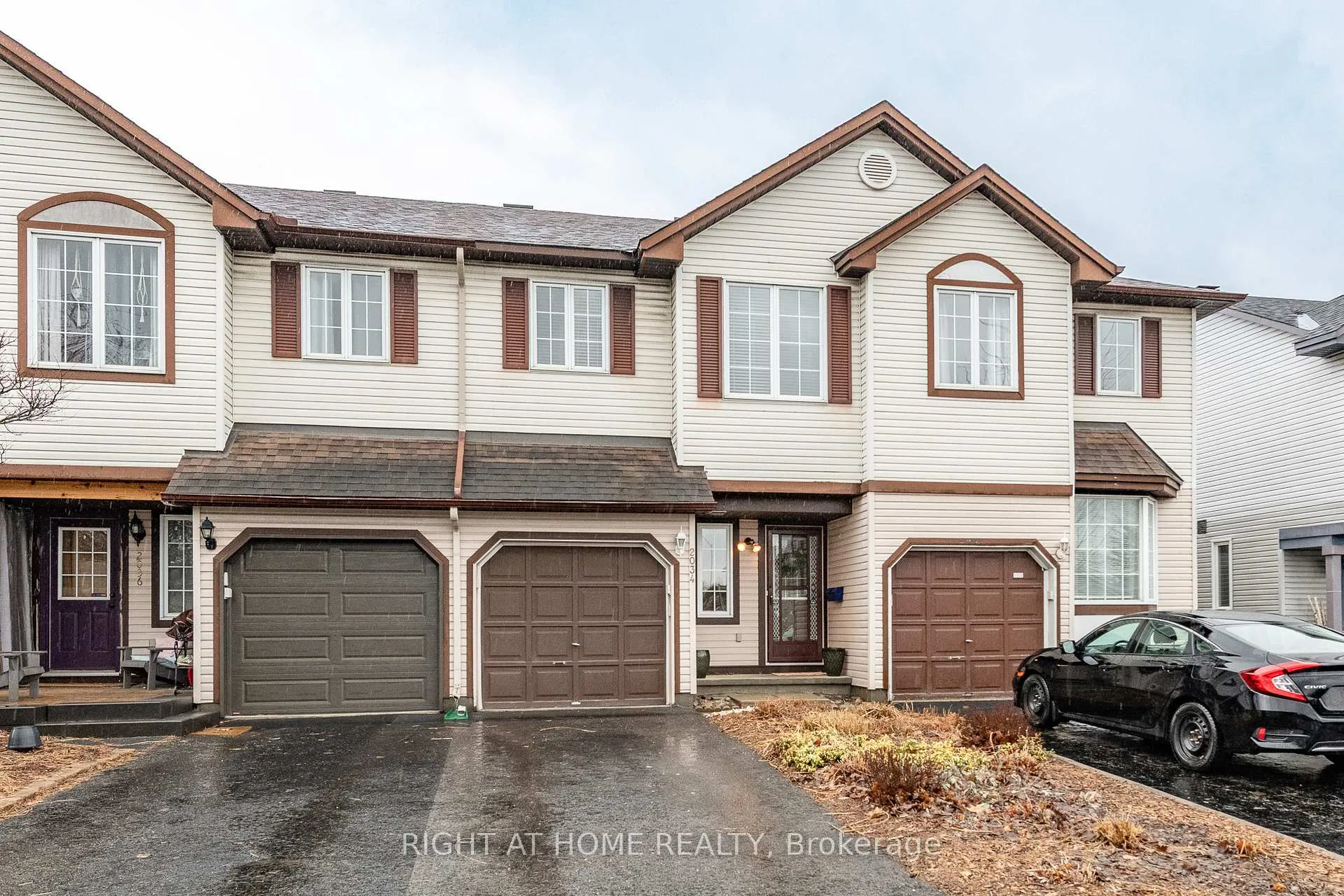 Photo 2 of 2034 P Avenue, Ottawa, Eastway Gardens/Industrial Park — HOMEH