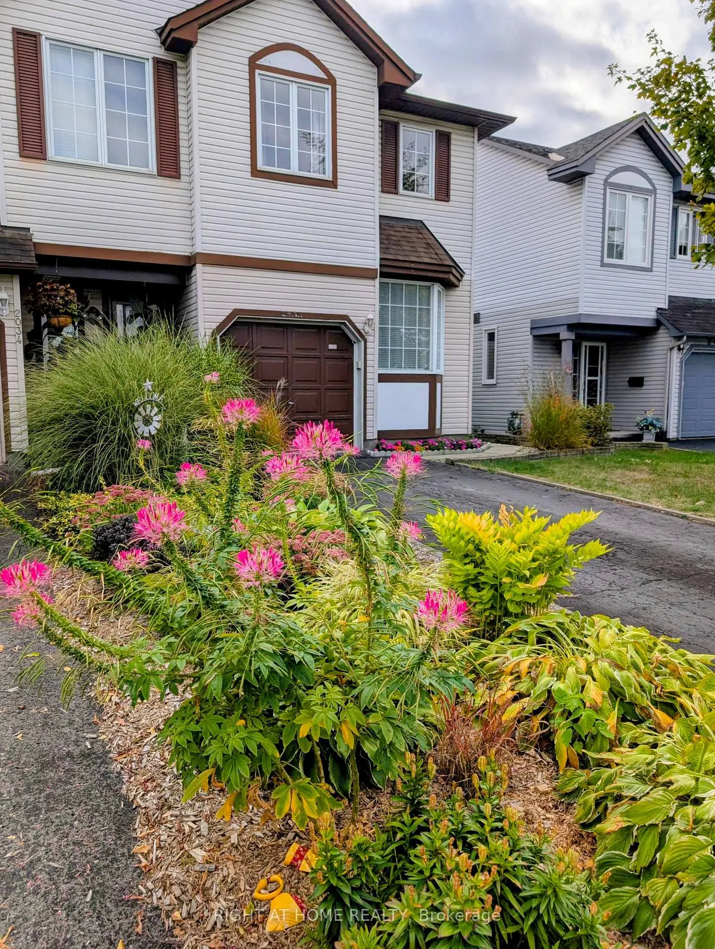 Photo 40 of 2034 P Avenue, Ottawa, Eastway Gardens/Industrial Park — HOMEH