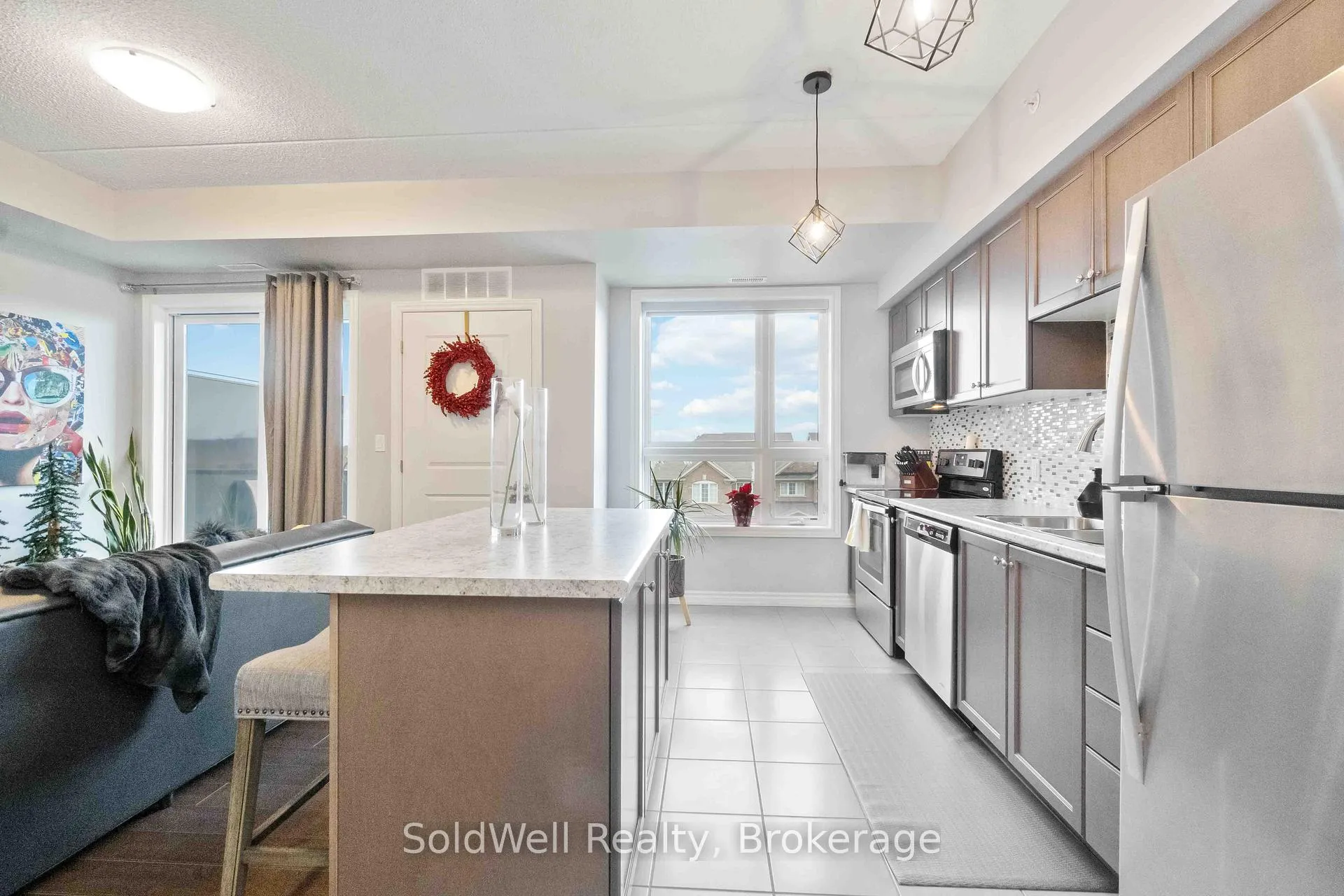 Photo 7 of Unit 309, 650 Sauve Street, Milton, Beaty — HOMEH