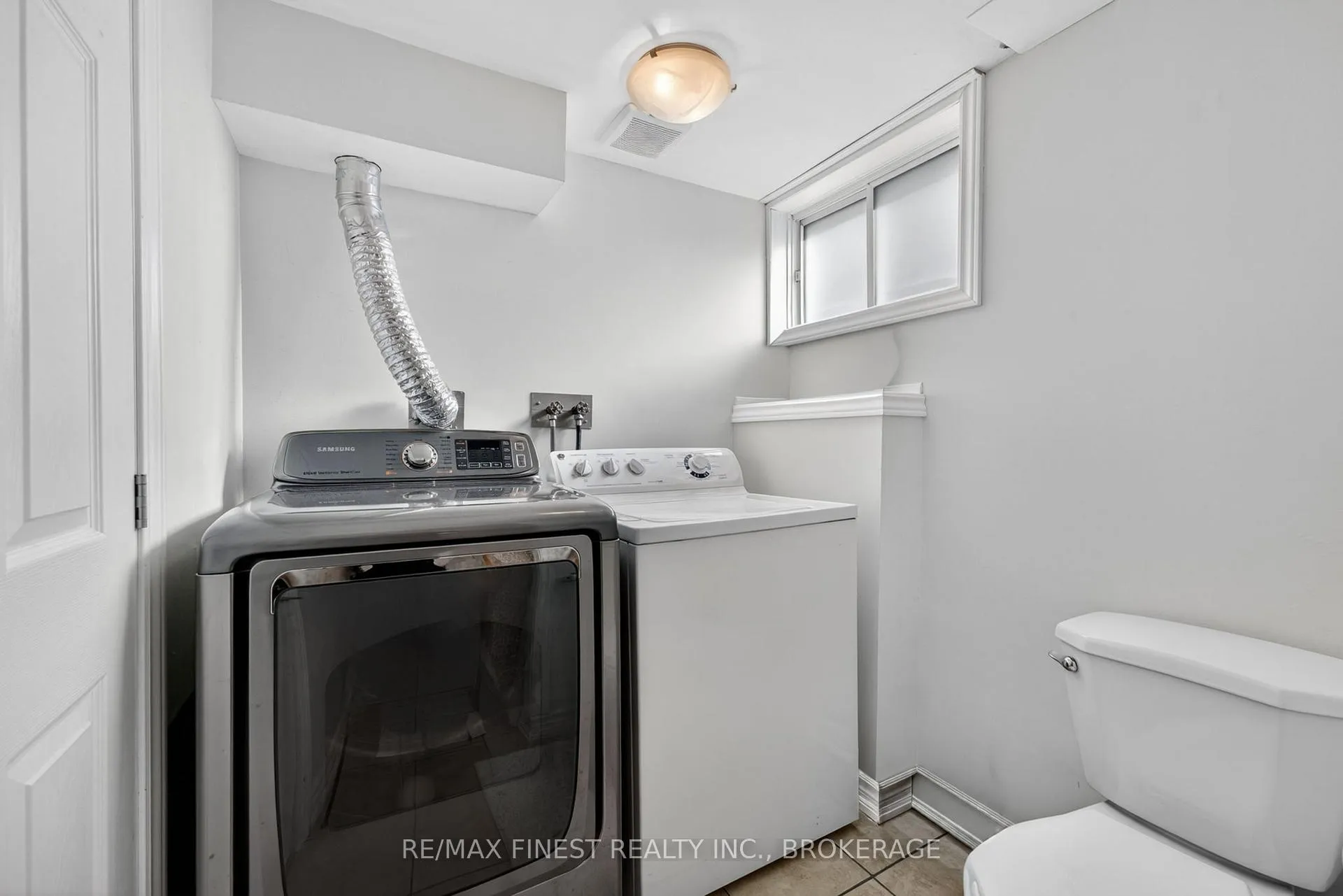 Photo 12 of 907 Warburton Crescent, Kingston, East Gardiners Rd — HOMEH