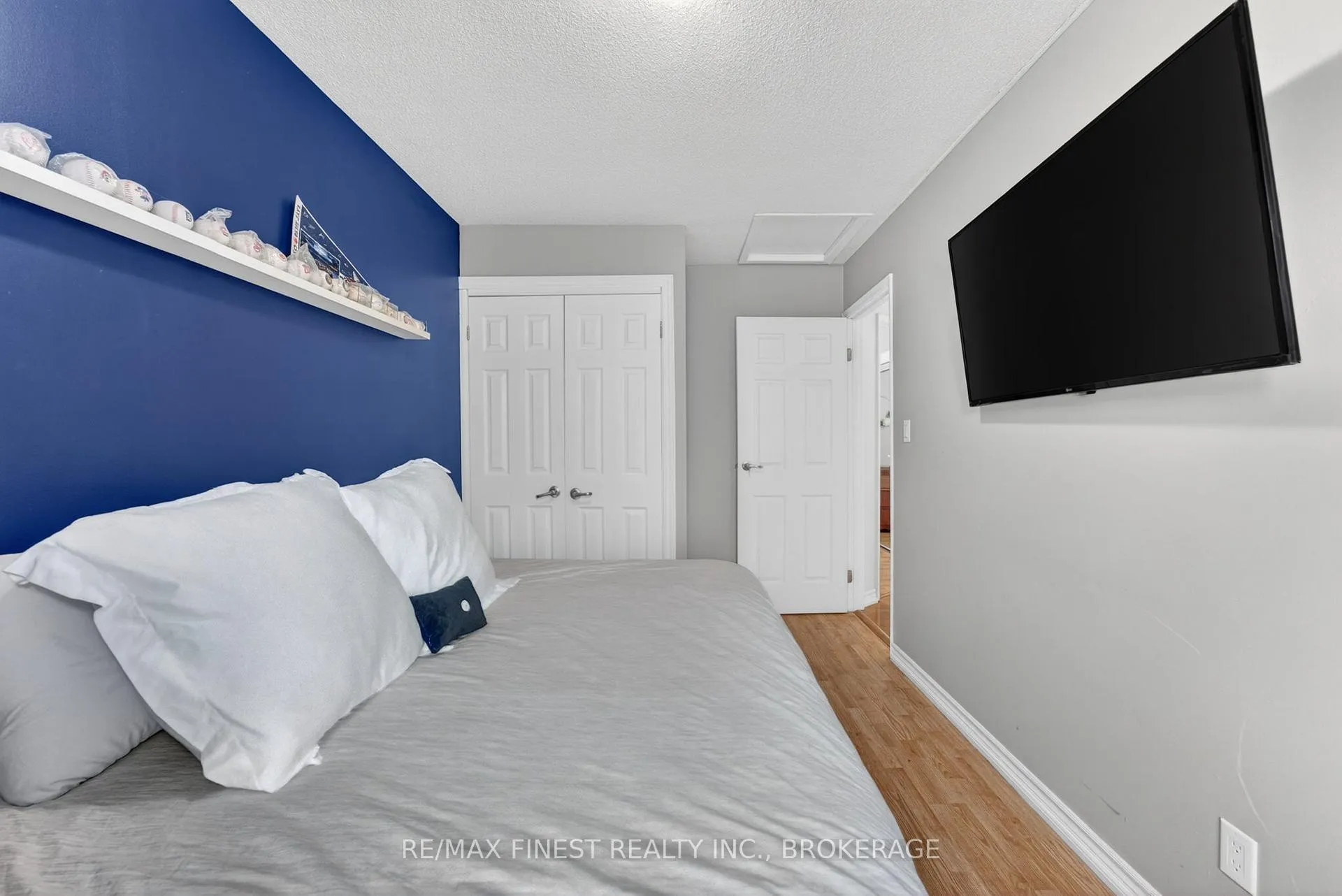 Photo 14 of 907 Warburton Crescent, Kingston, East Gardiners Rd — HOMEH