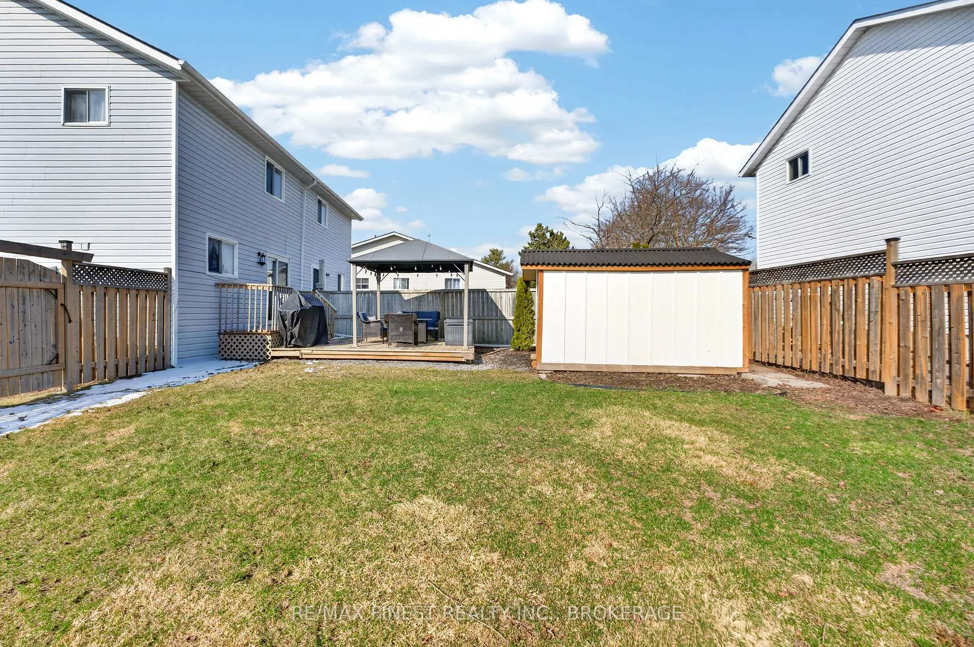 Photo 26 of 907 Warburton Crescent, Kingston, East Gardiners Rd — HOMEH