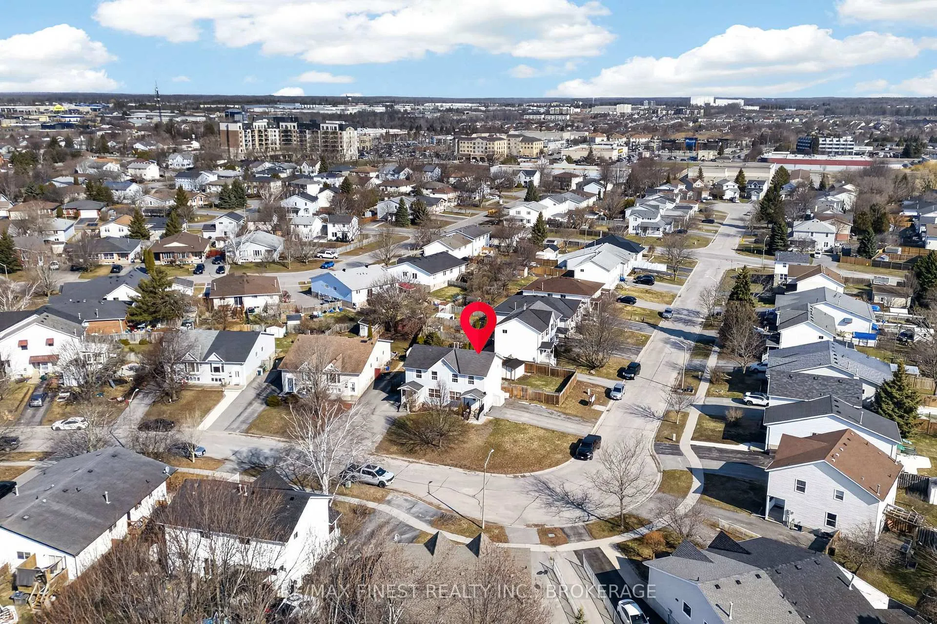 Photo 31 of 907 Warburton Crescent, Kingston, East Gardiners Rd — HOMEH