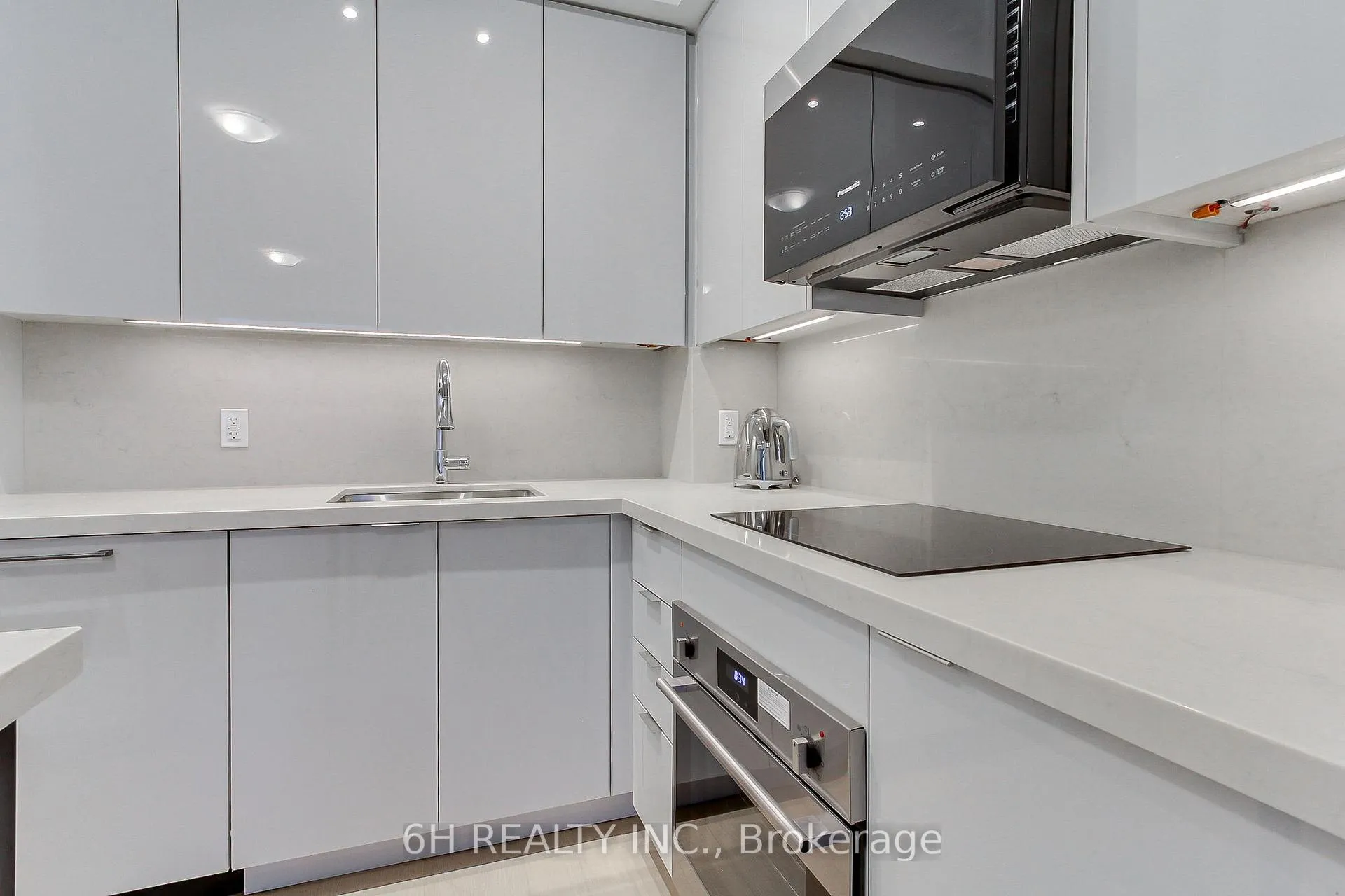 Photo 8 of Unit 2713, 498 Caldari Road, Vaughan, Concord — HOMEH