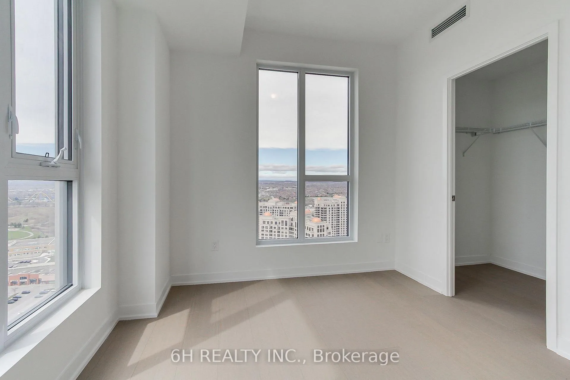 Photo 22 of Unit 2713, 498 Caldari Road, Vaughan, Concord — HOMEH