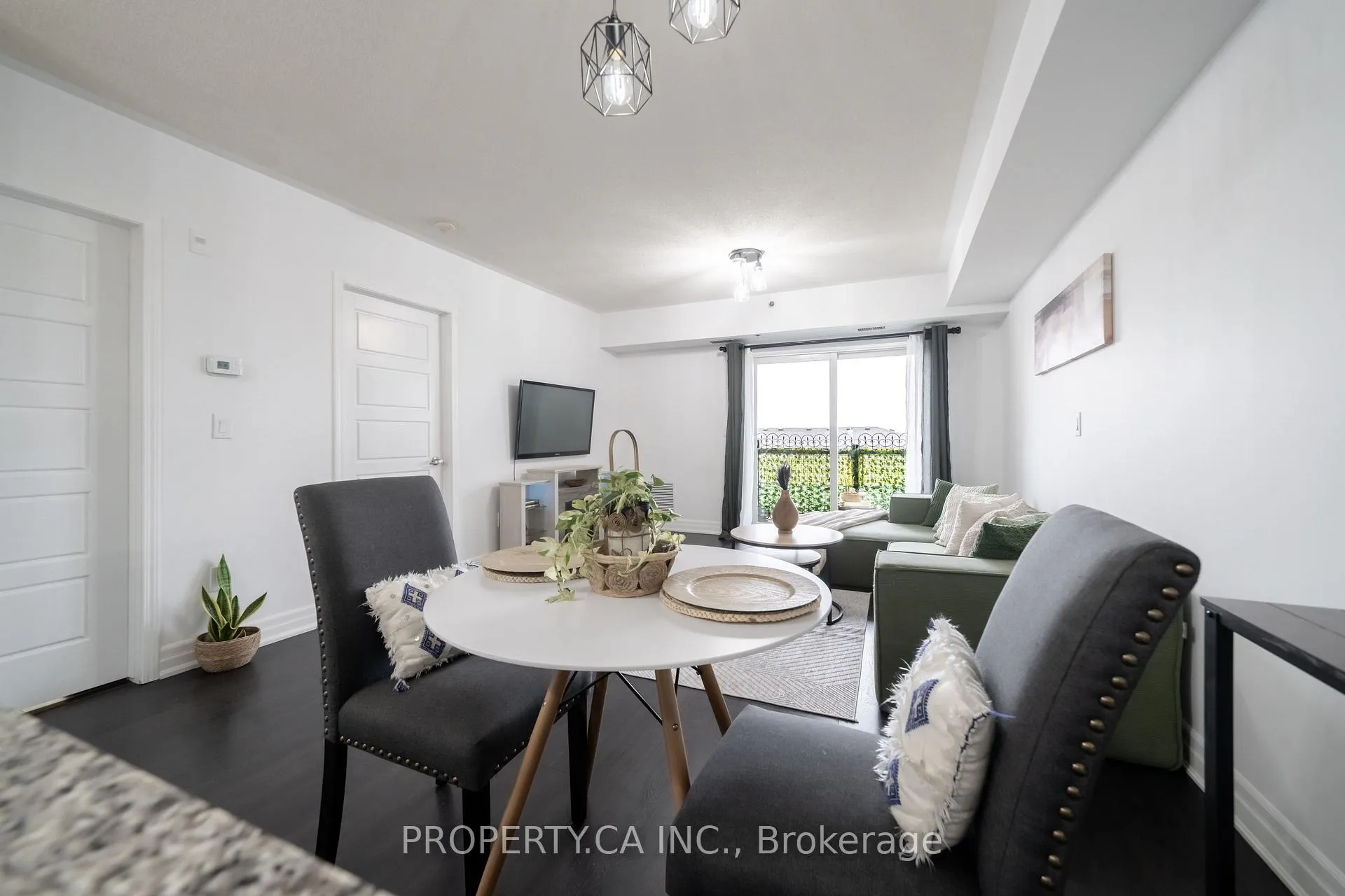 Photo 5 of Unit 412, 70 Baycliffe Crescent, Brampton, Northwest Brampton — HOMEH