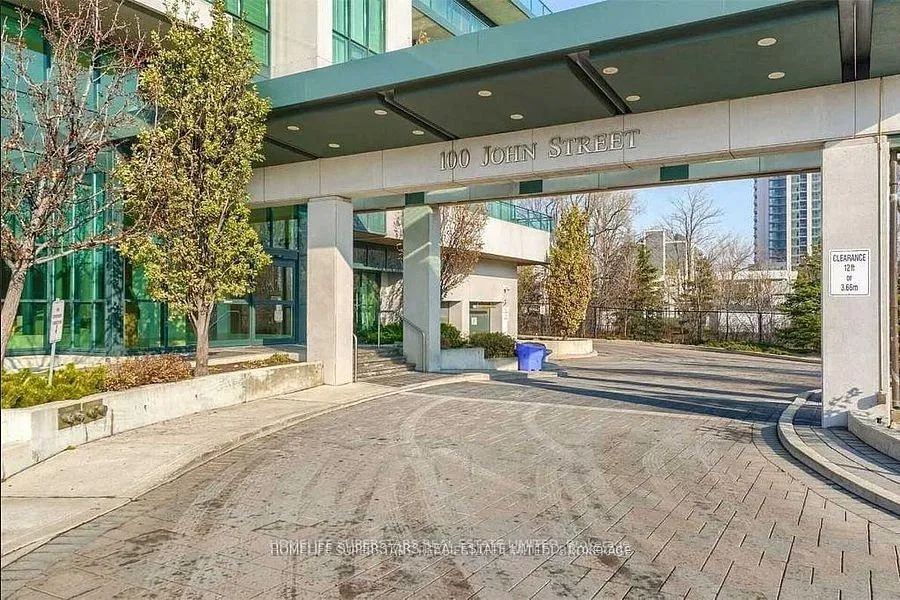 Photo 2 of Unit 509, 100 John Street, Brampton, Downtown Brampton — HOMEH