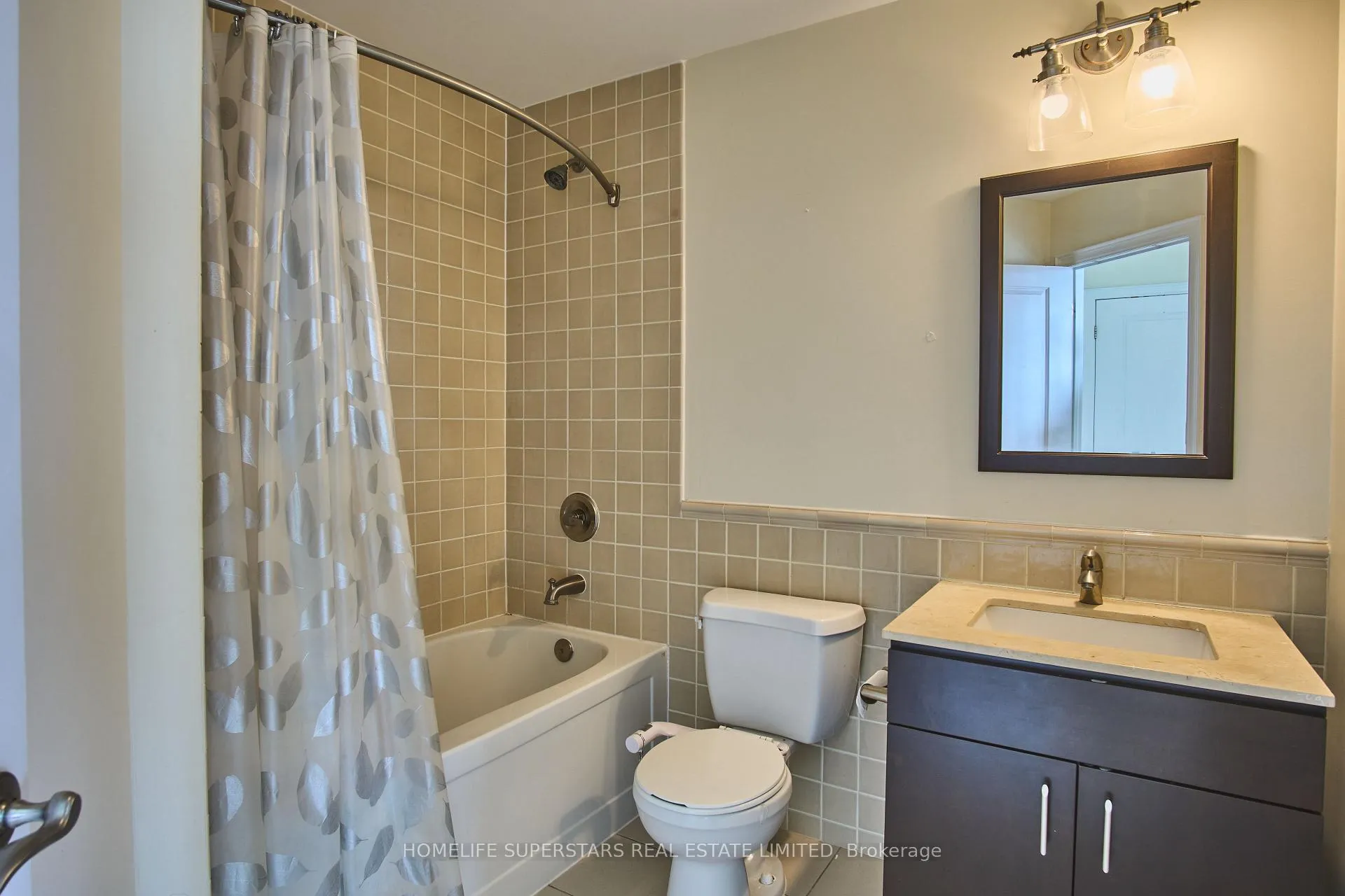 Photo 18 of Unit 509, 100 John Street, Brampton, Downtown Brampton — HOMEH