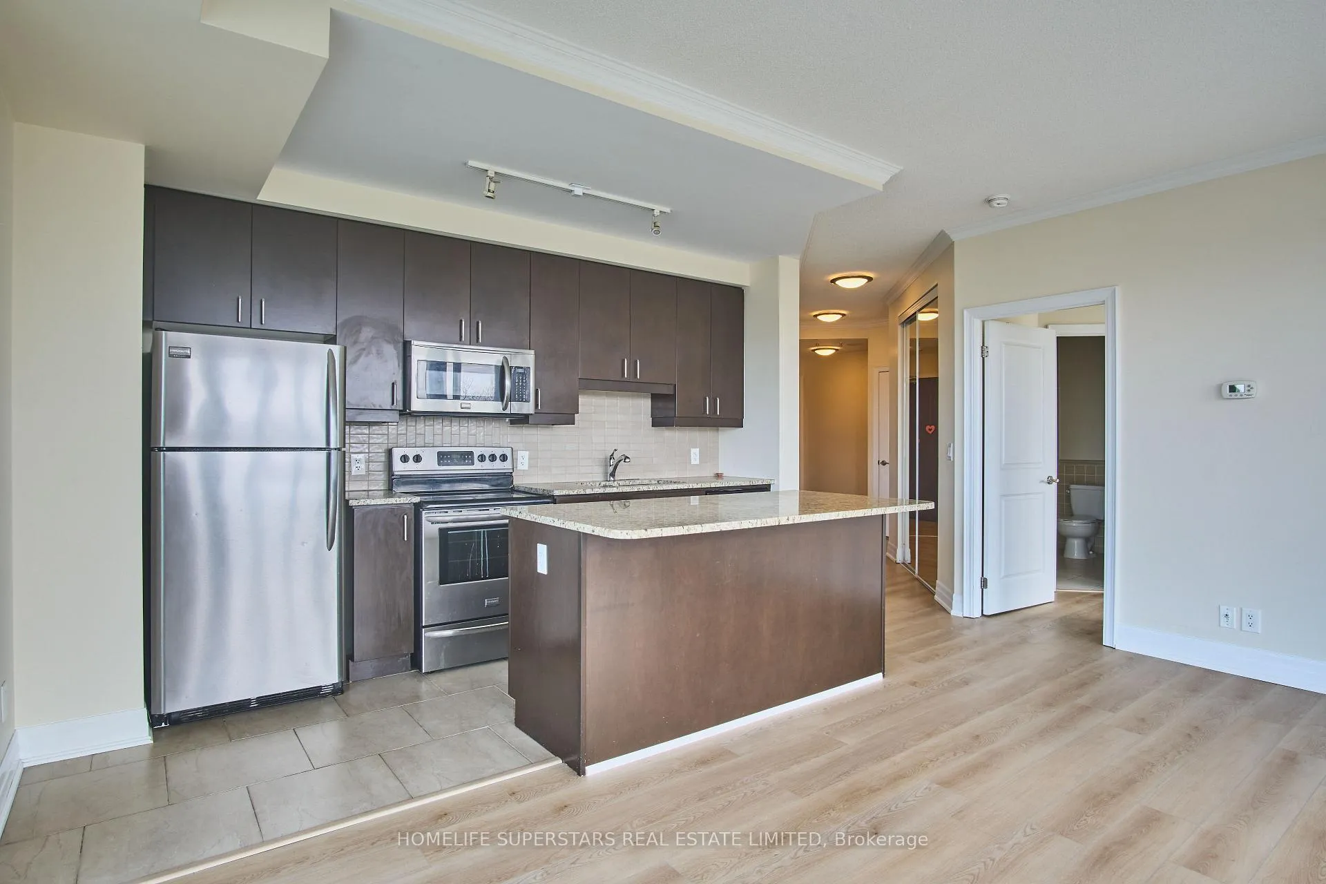 Photo 26 of Unit 509, 100 John Street, Brampton, Downtown Brampton — HOMEH