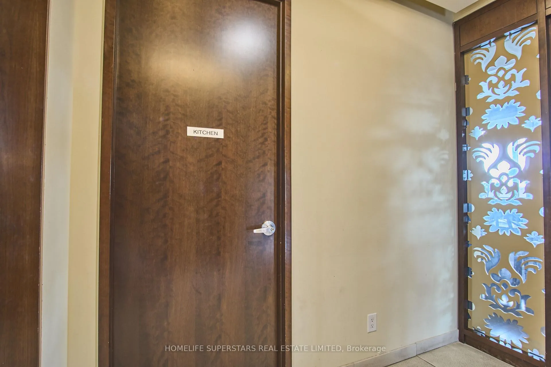 Photo 35 of Unit 509, 100 John Street, Brampton, Downtown Brampton — HOMEH