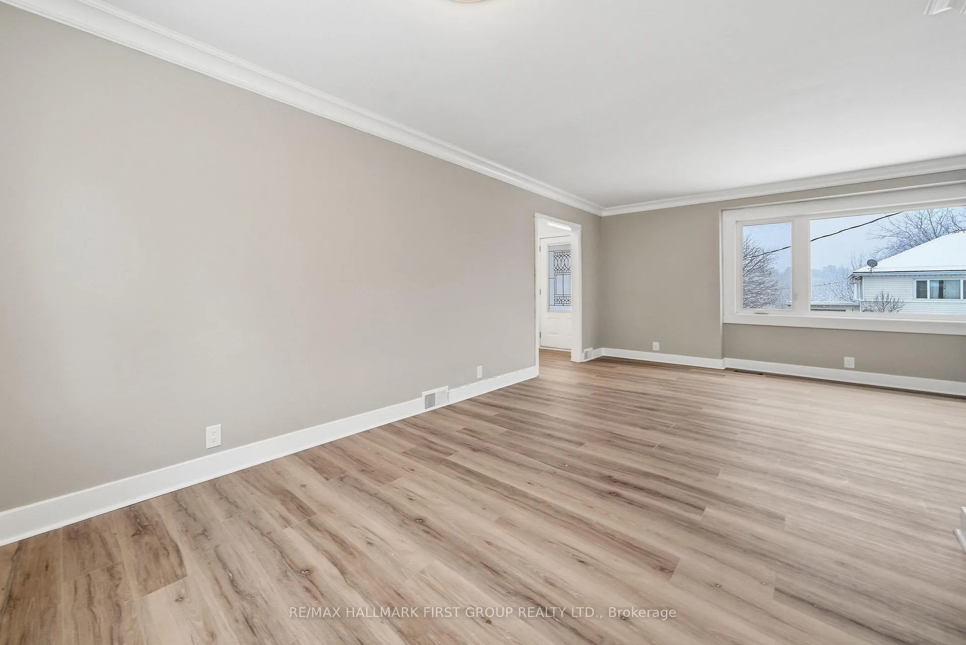 Photo 11 of 16 Sutcliffe Boulevard, Quinte West, Trenton Ward — HOMEH