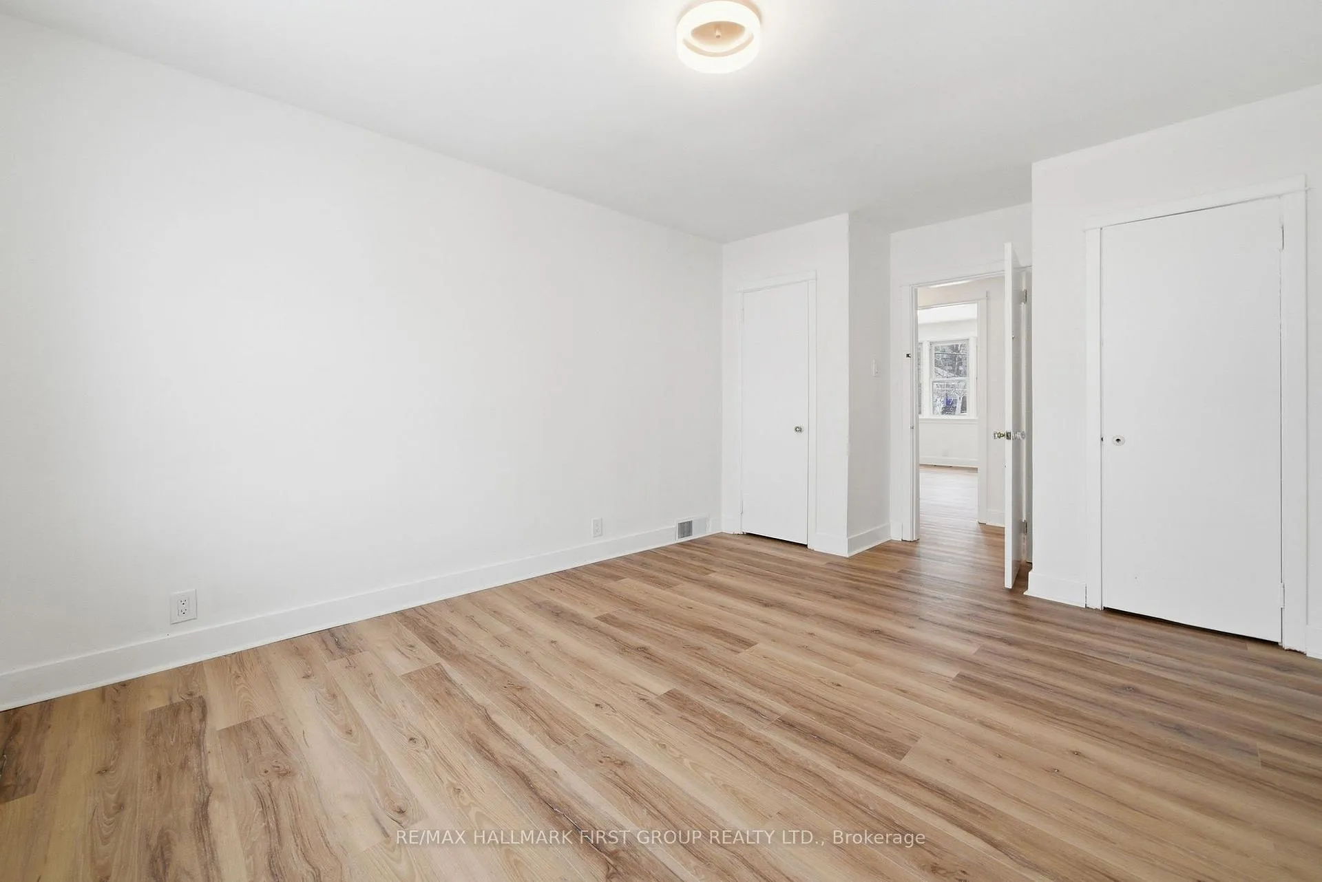 Photo 23 of 16 Sutcliffe Boulevard, Quinte West, Trenton Ward — HOMEH
