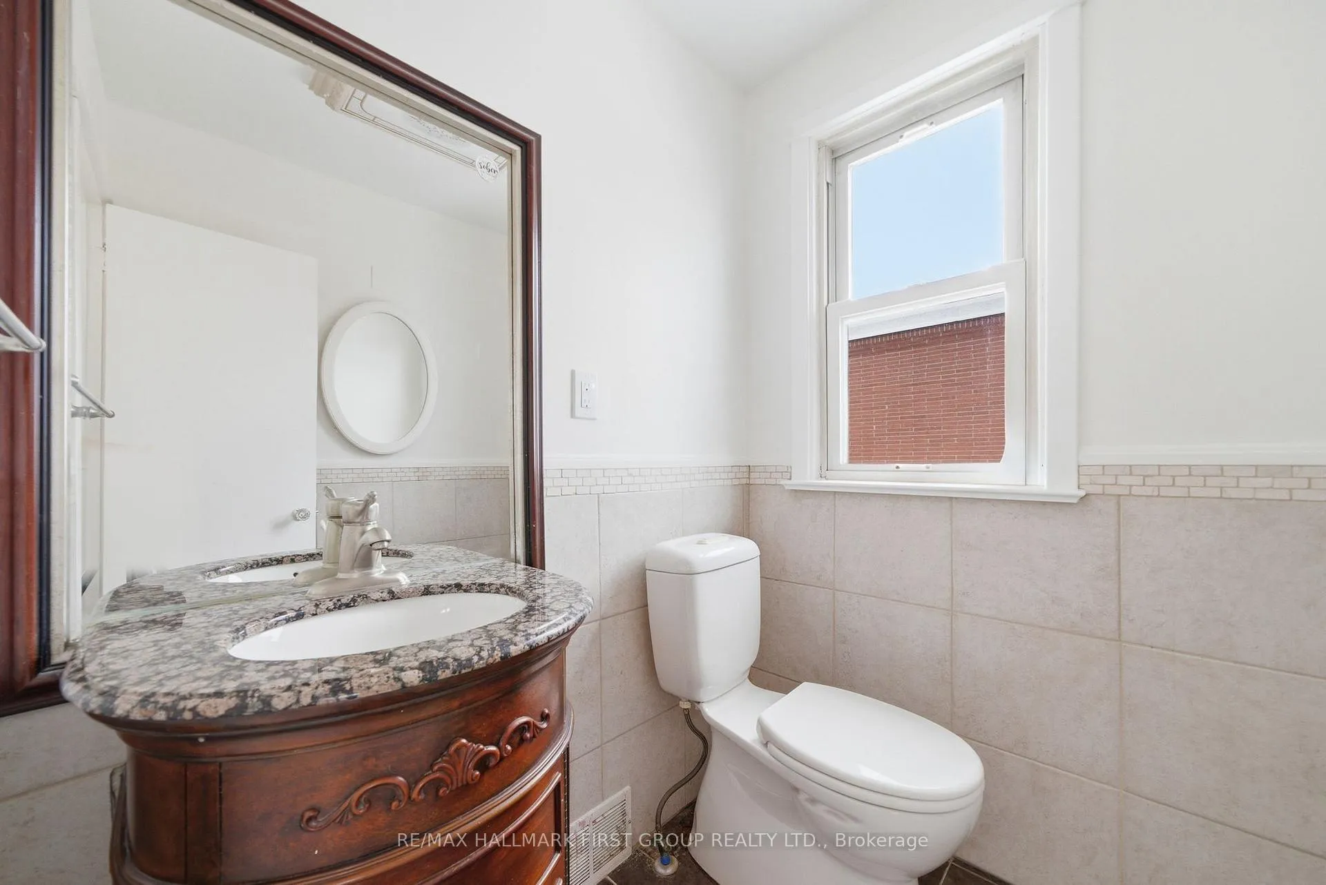Photo 24 of 16 Sutcliffe Boulevard, Quinte West, Trenton Ward — HOMEH