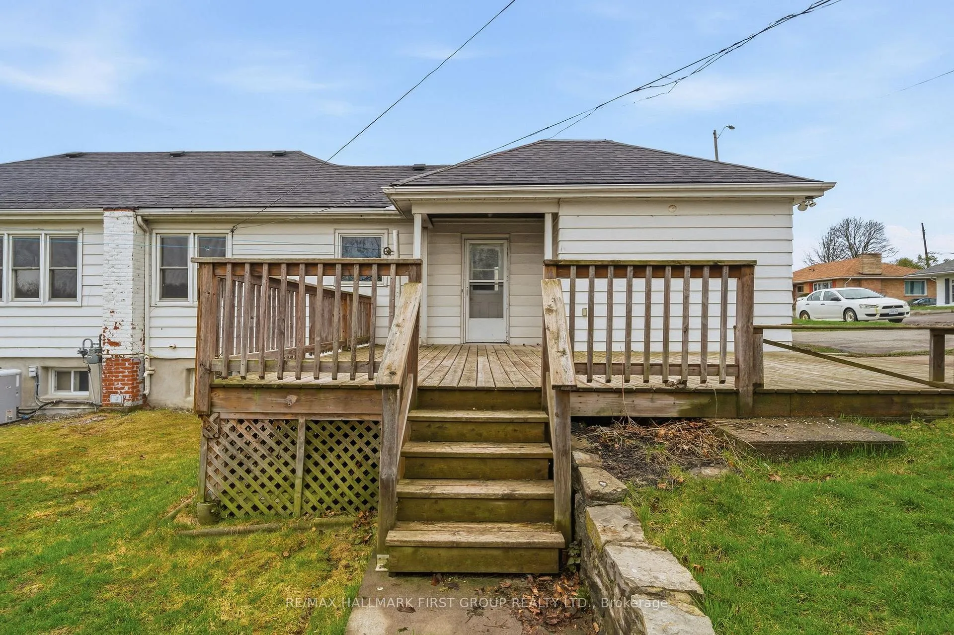 Photo 44 of 16 Sutcliffe Boulevard, Quinte West, Trenton Ward — HOMEH