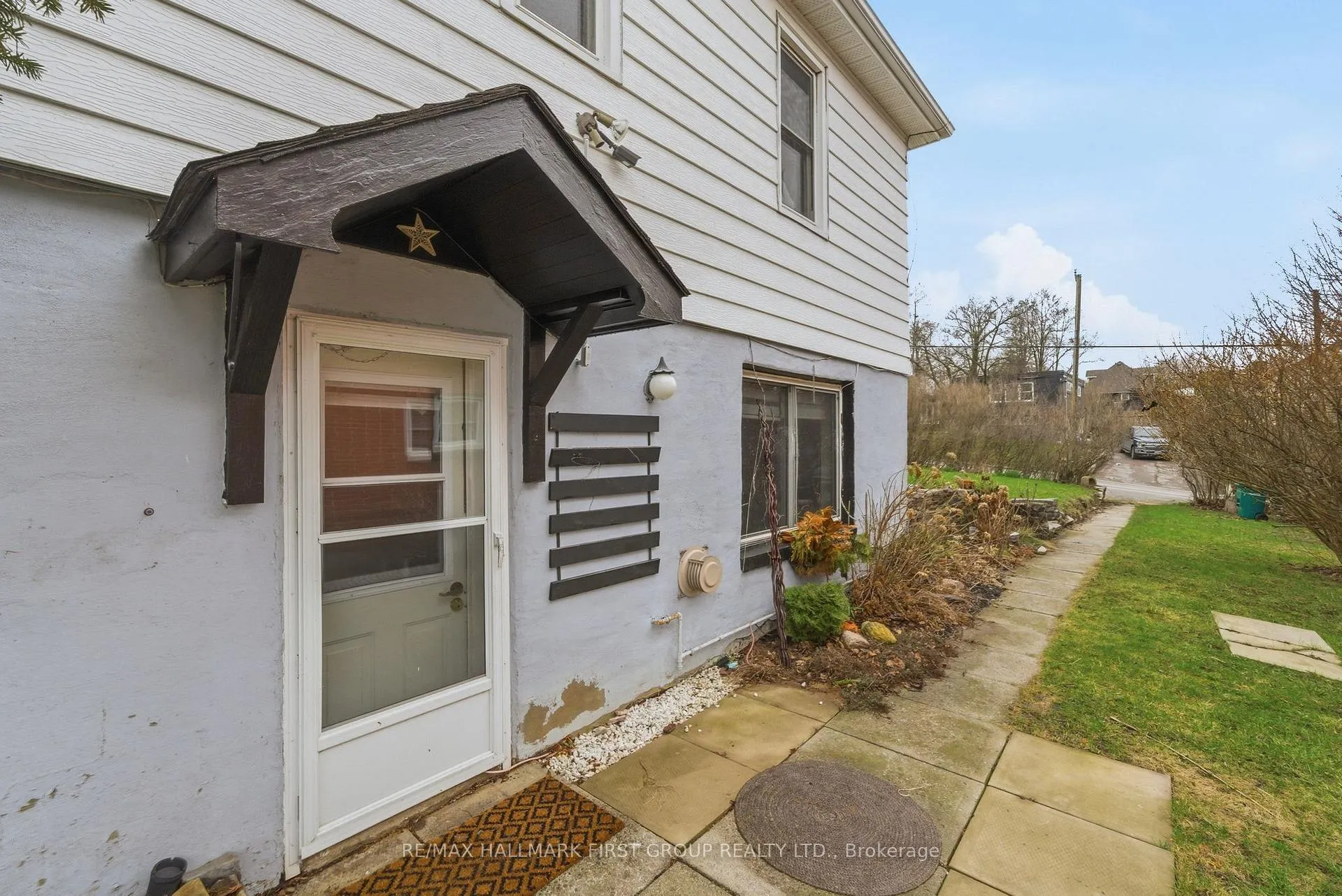 Photo 48 of 16 Sutcliffe Boulevard, Quinte West, Trenton Ward — HOMEH
