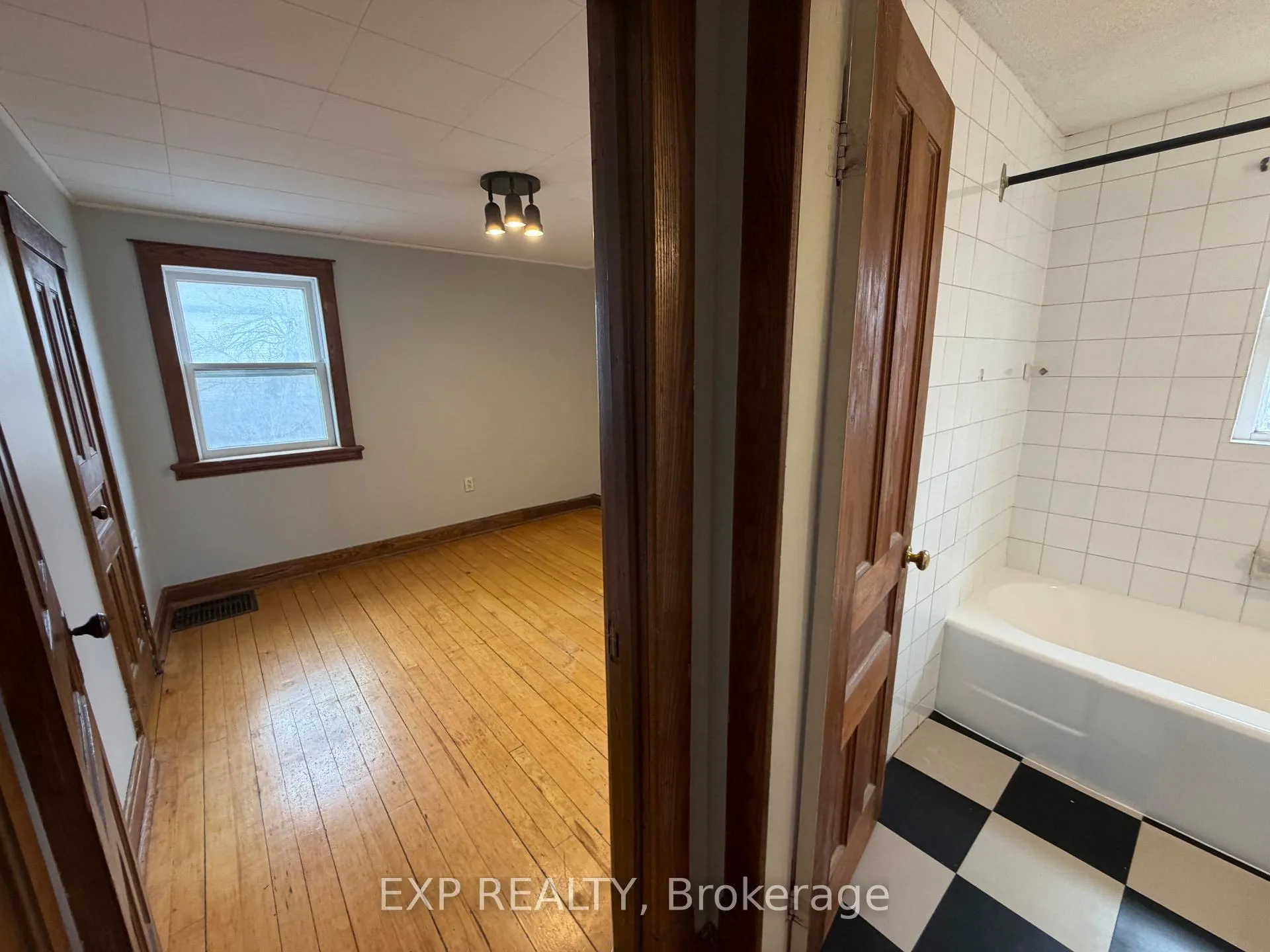 Photo 11 of 6145 Abbott Street E, Ottawa, Stittsville (Central) — HOMEH