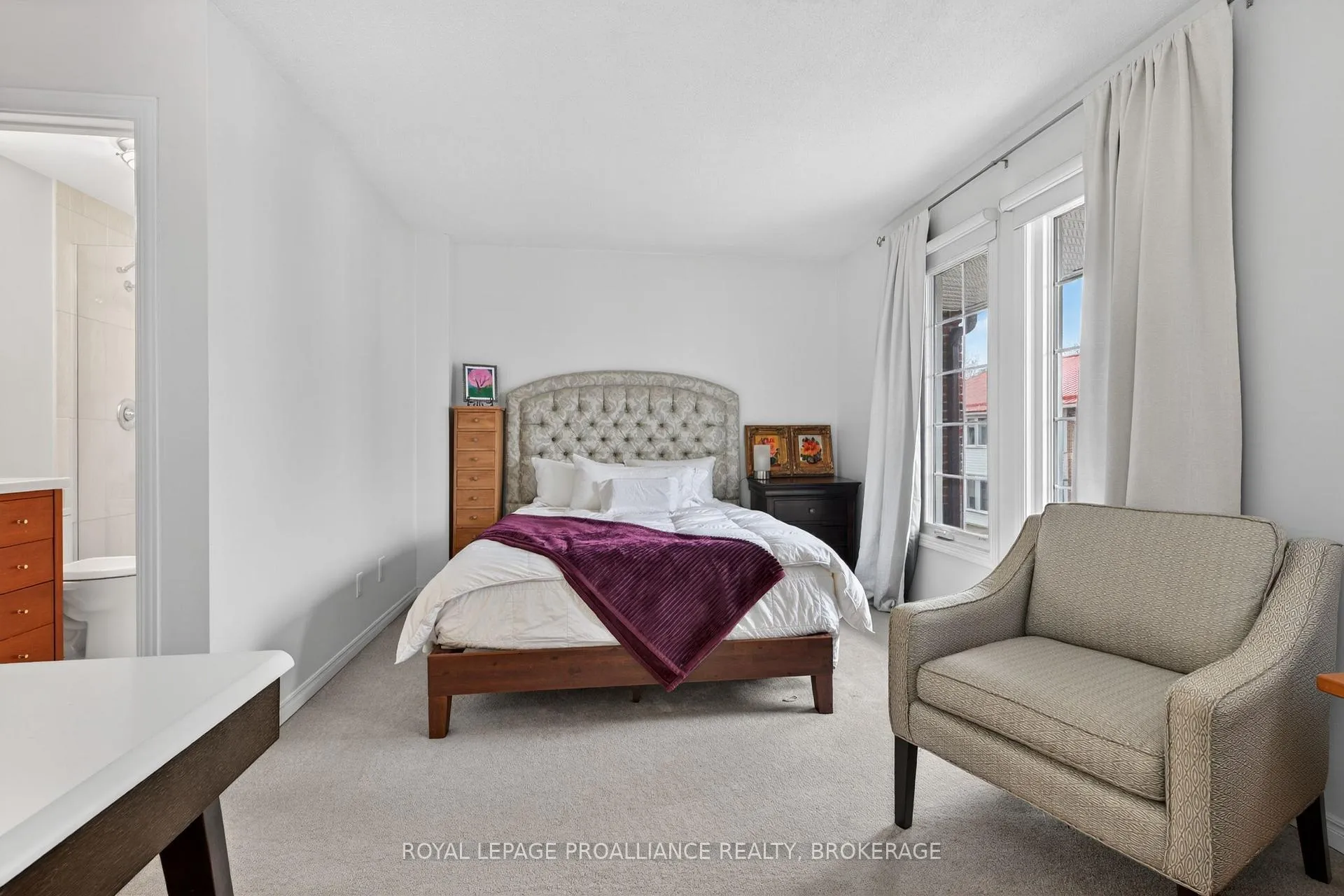 Photo 14 of Unit 22, 1 Place D'armes, Kingston, East of Sir John A. Blvd — HOMEH