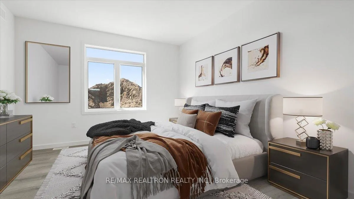 Photo 9 of 47 Summit Crescent, Belleville, Belleville Ward — HOMEH