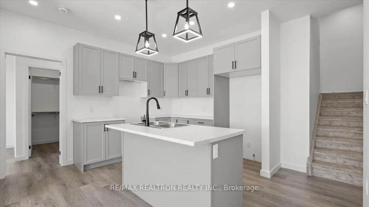 Photo 18 of 47 Summit Crescent, Belleville, Belleville Ward — HOMEH