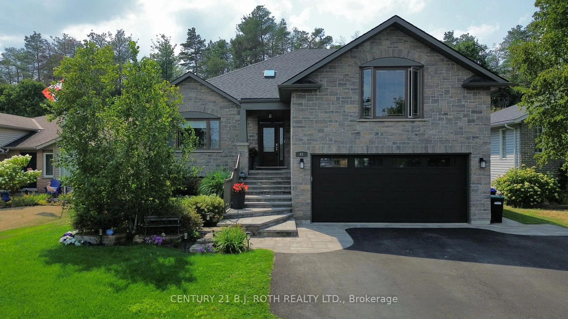 Photo 1 of 41 Osborn Street, Essa, Angus — HOMEH