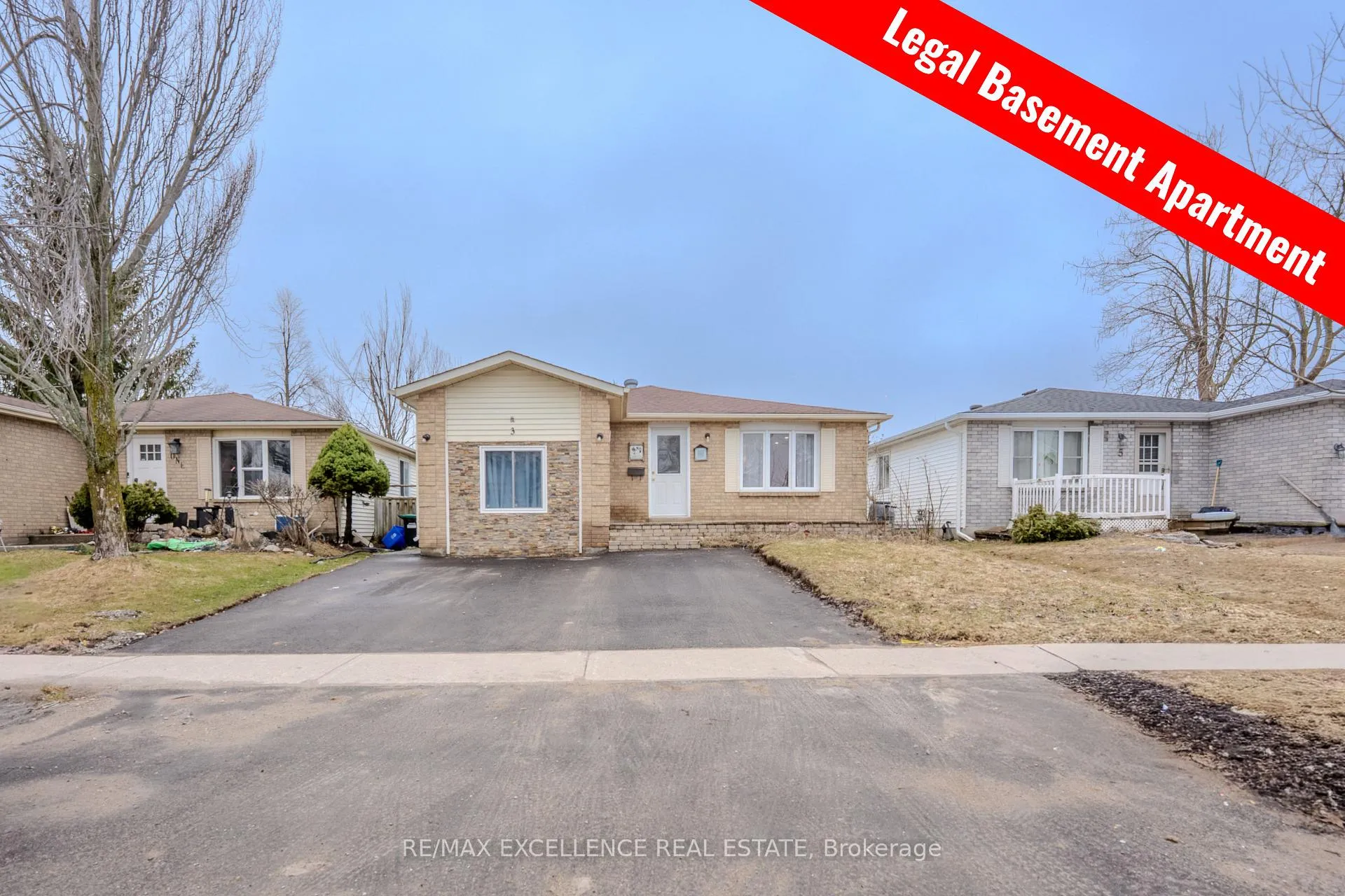 Front of 3 Hickling Trail