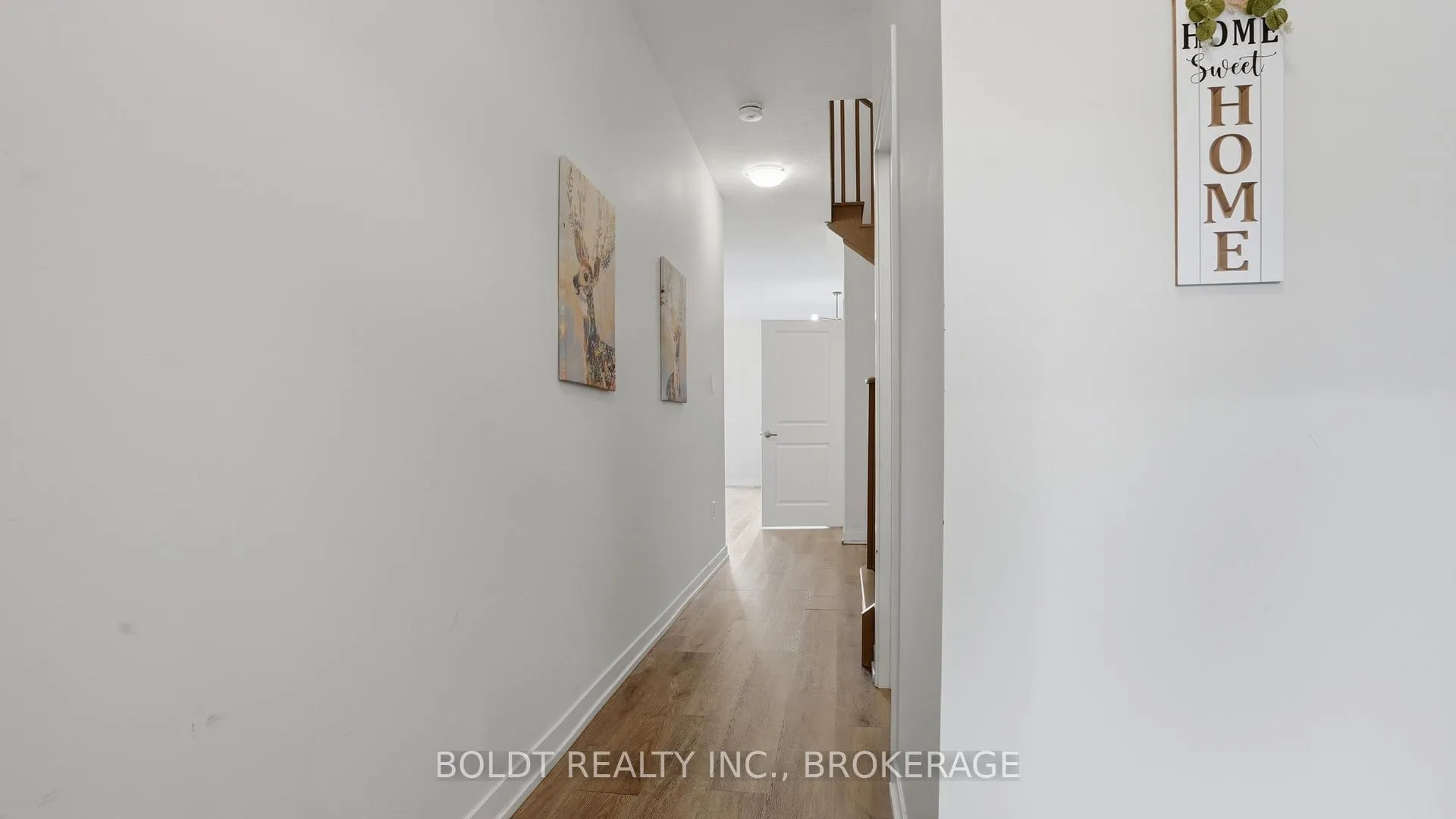 Photo 5 of Unit 11, 7789 Kalar Road, Niagara Falls, Brown — HOMEH