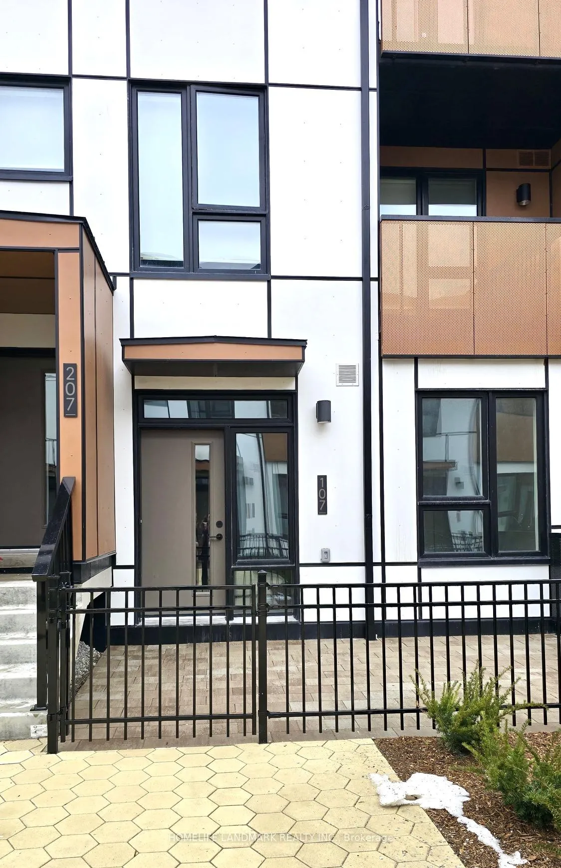 Photo 2 of Unit 107, 30 All Nations Drive, Brampton, Northwest Brampton — HOMEH