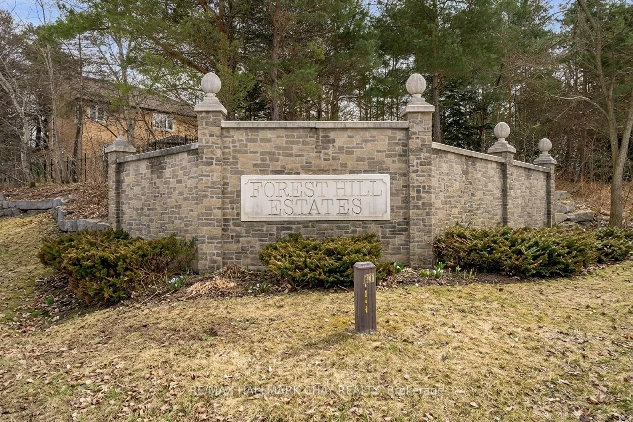 Photo 4 of 3 Forest Hill Drive, Springwater, Midhurst — HOMEH
