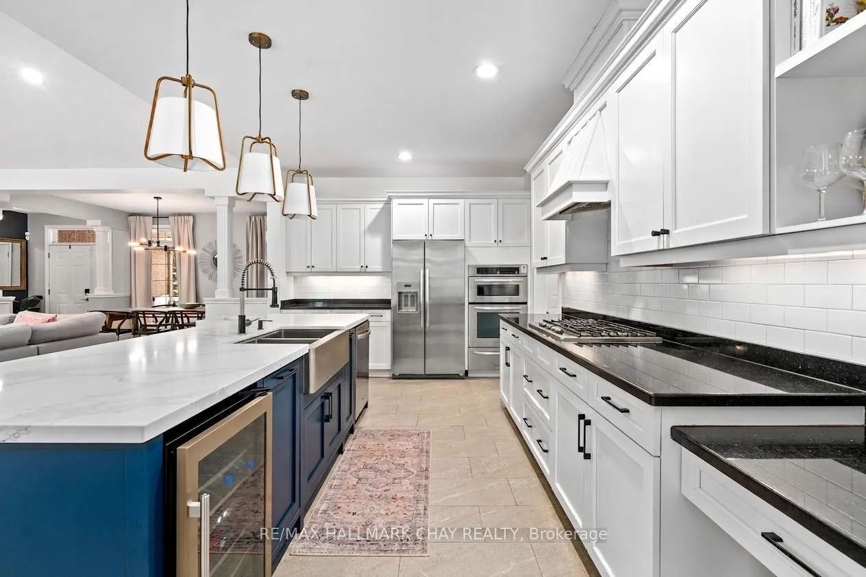 Photo 13 of 3 Forest Hill Drive, Springwater, Midhurst — HOMEH