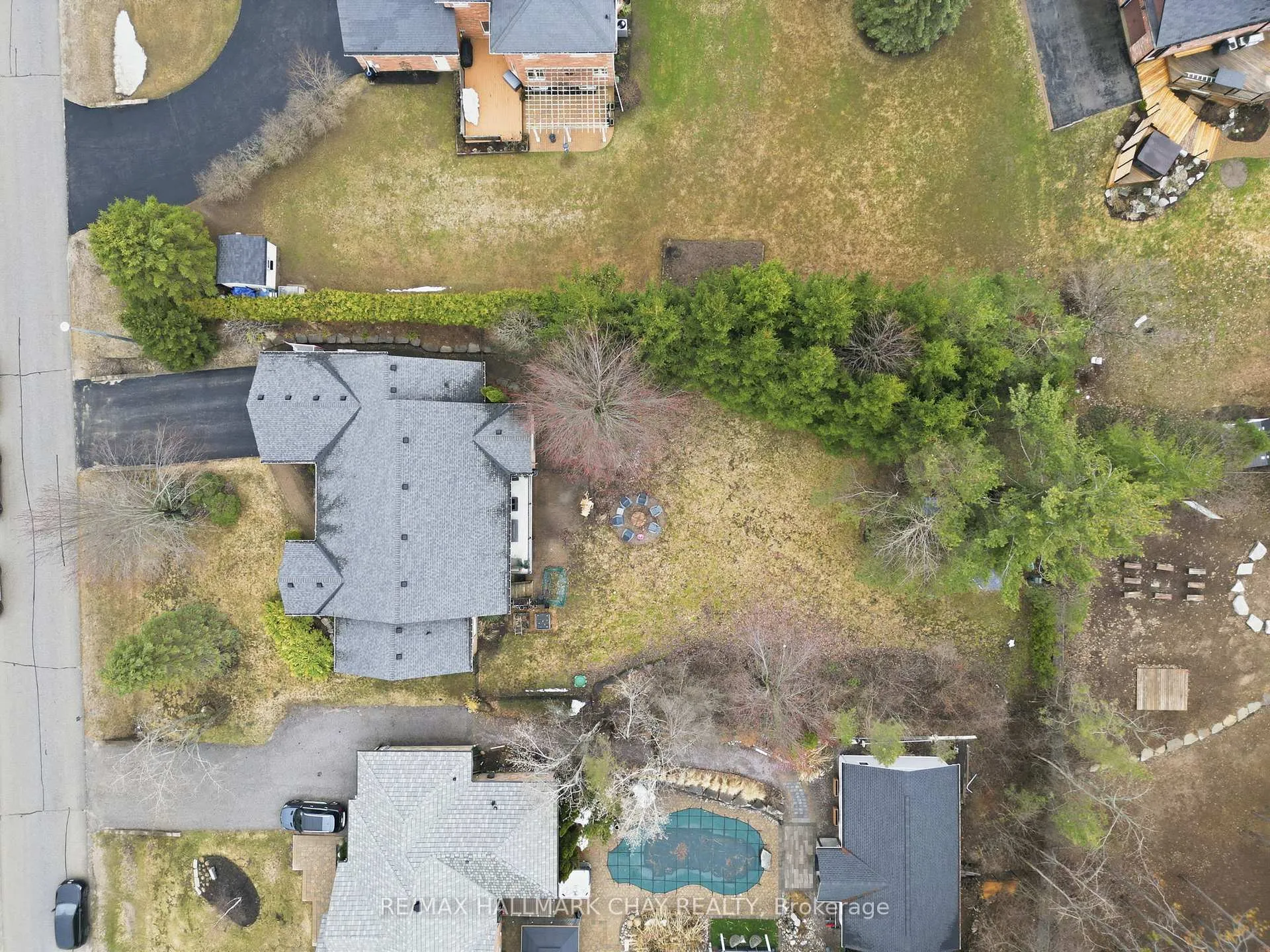 Photo 30 of 3 Forest Hill Drive, Springwater, Midhurst — HOMEH