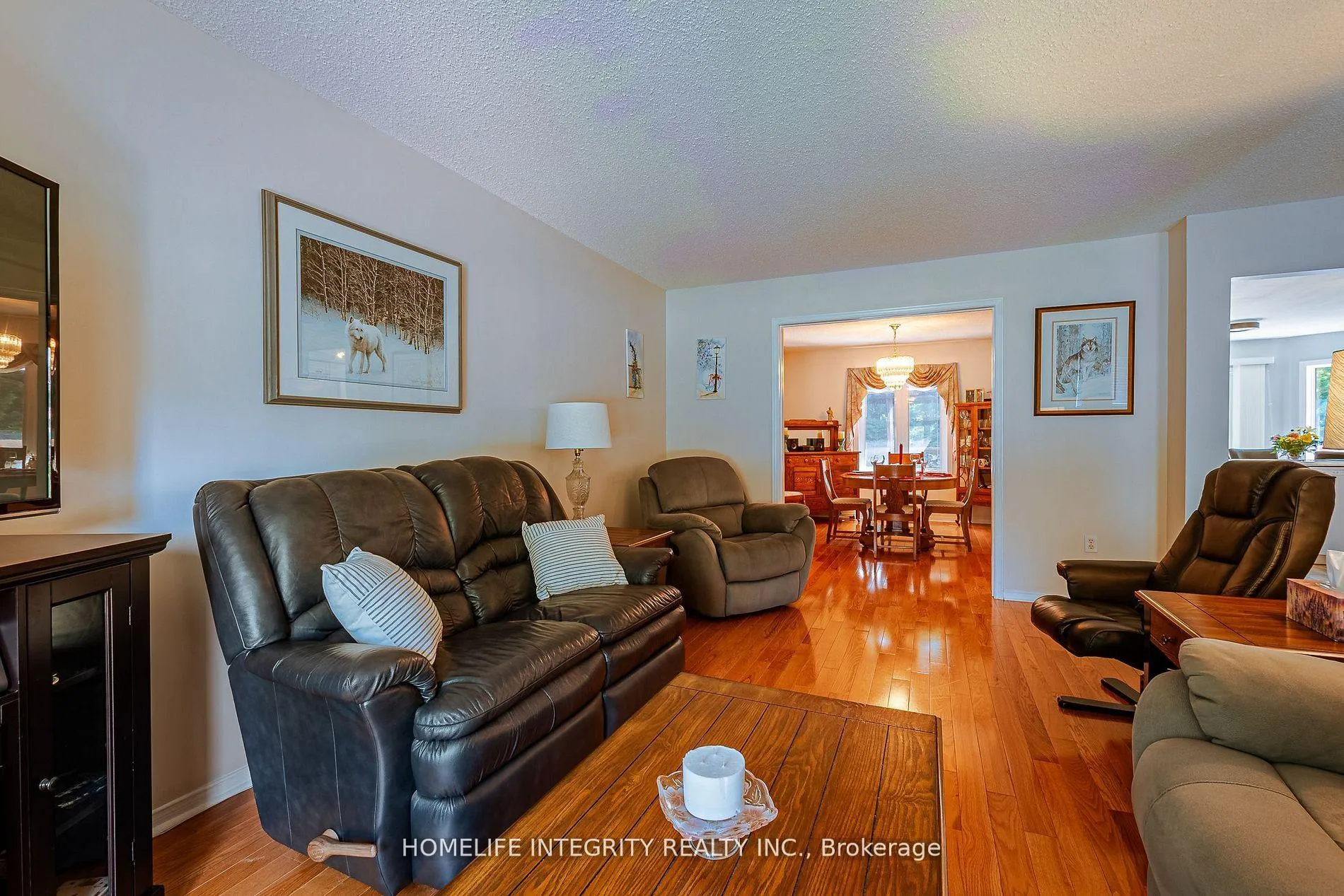 Photo 12 of 37 Brouwer Crescent, Wasaga Beach — HOMEH