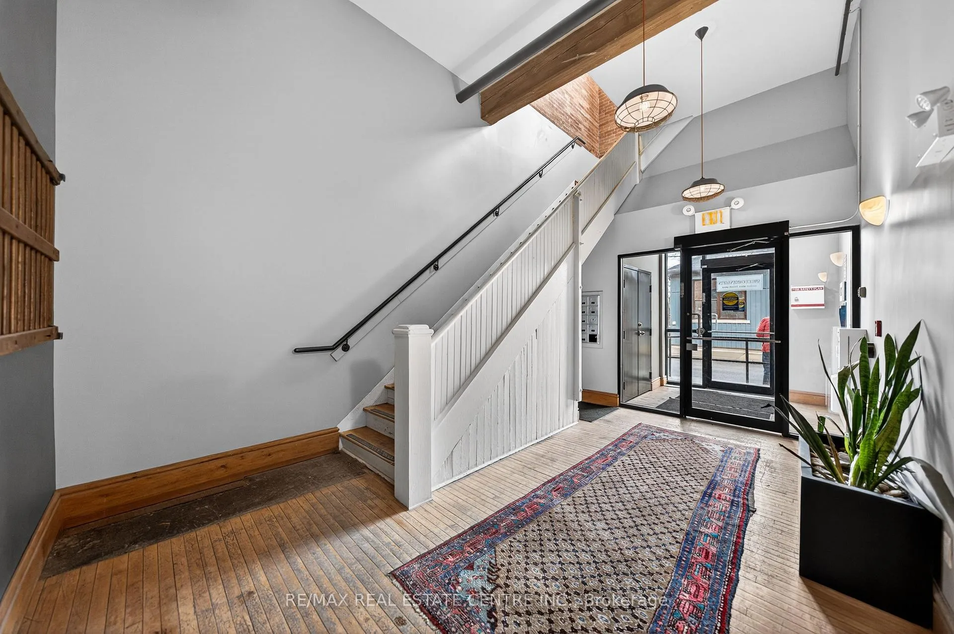 Photo 4 of Unit 212, 85 Spruce Street, Cambridge, East Galt — HOMEH