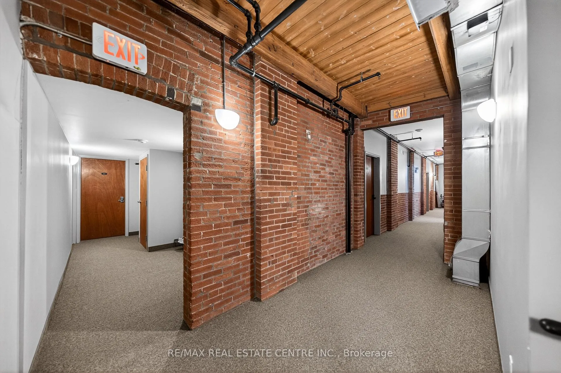Photo 5 of Unit 212, 85 Spruce Street, Cambridge, East Galt — HOMEH