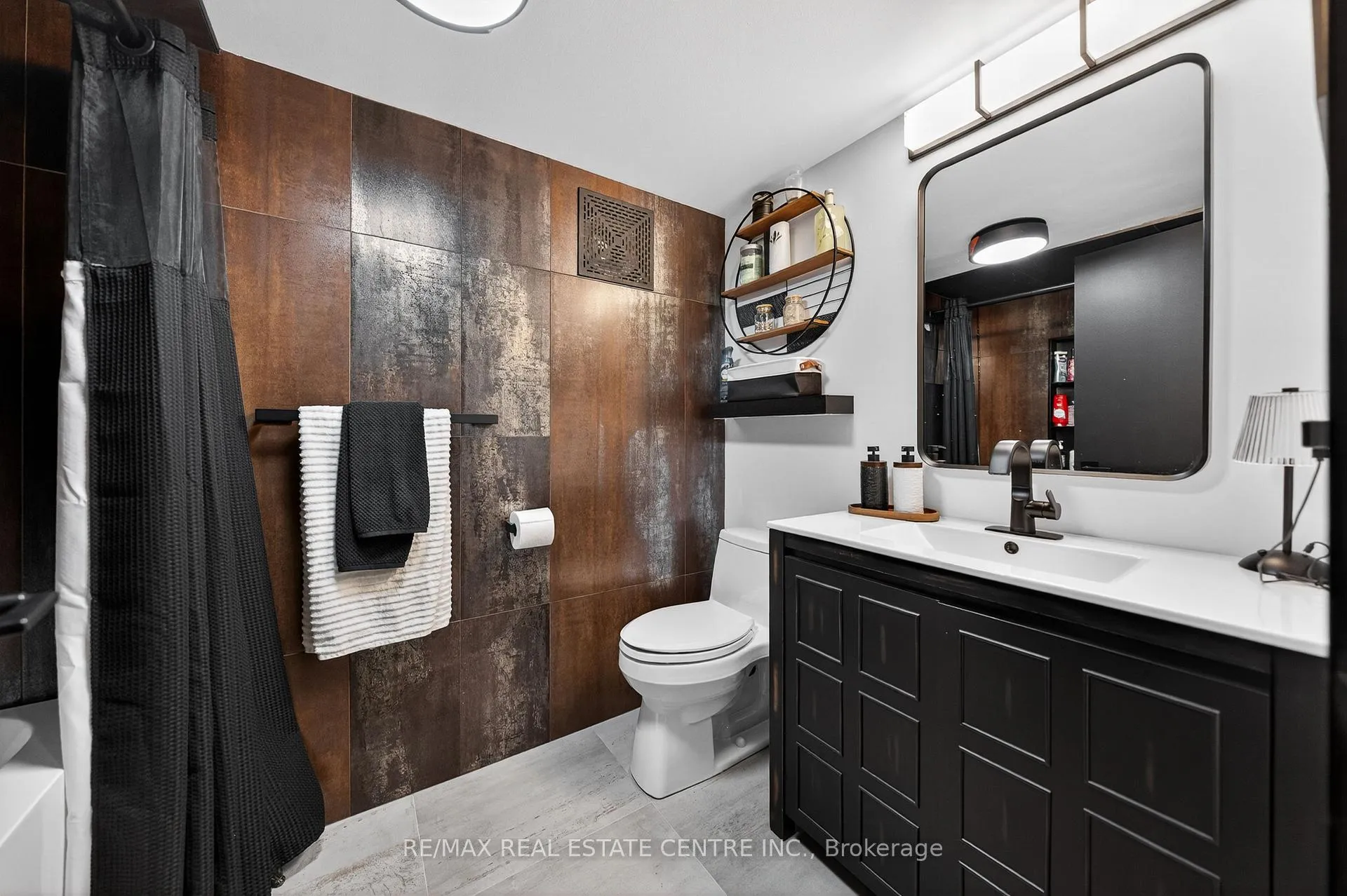 Photo 9 of Unit 212, 85 Spruce Street, Cambridge, East Galt — HOMEH