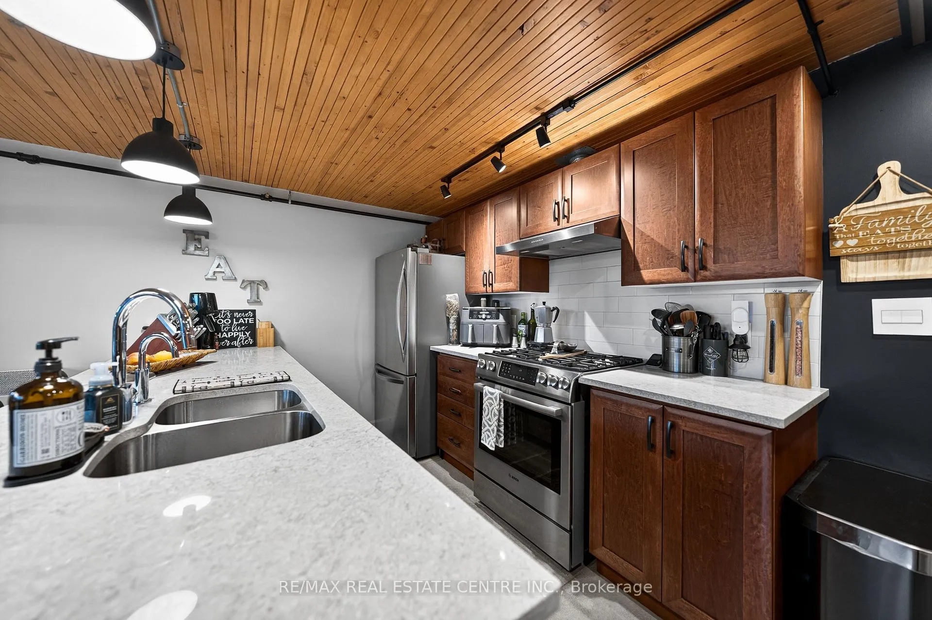 Photo 15 of Unit 212, 85 Spruce Street, Cambridge, East Galt — HOMEH