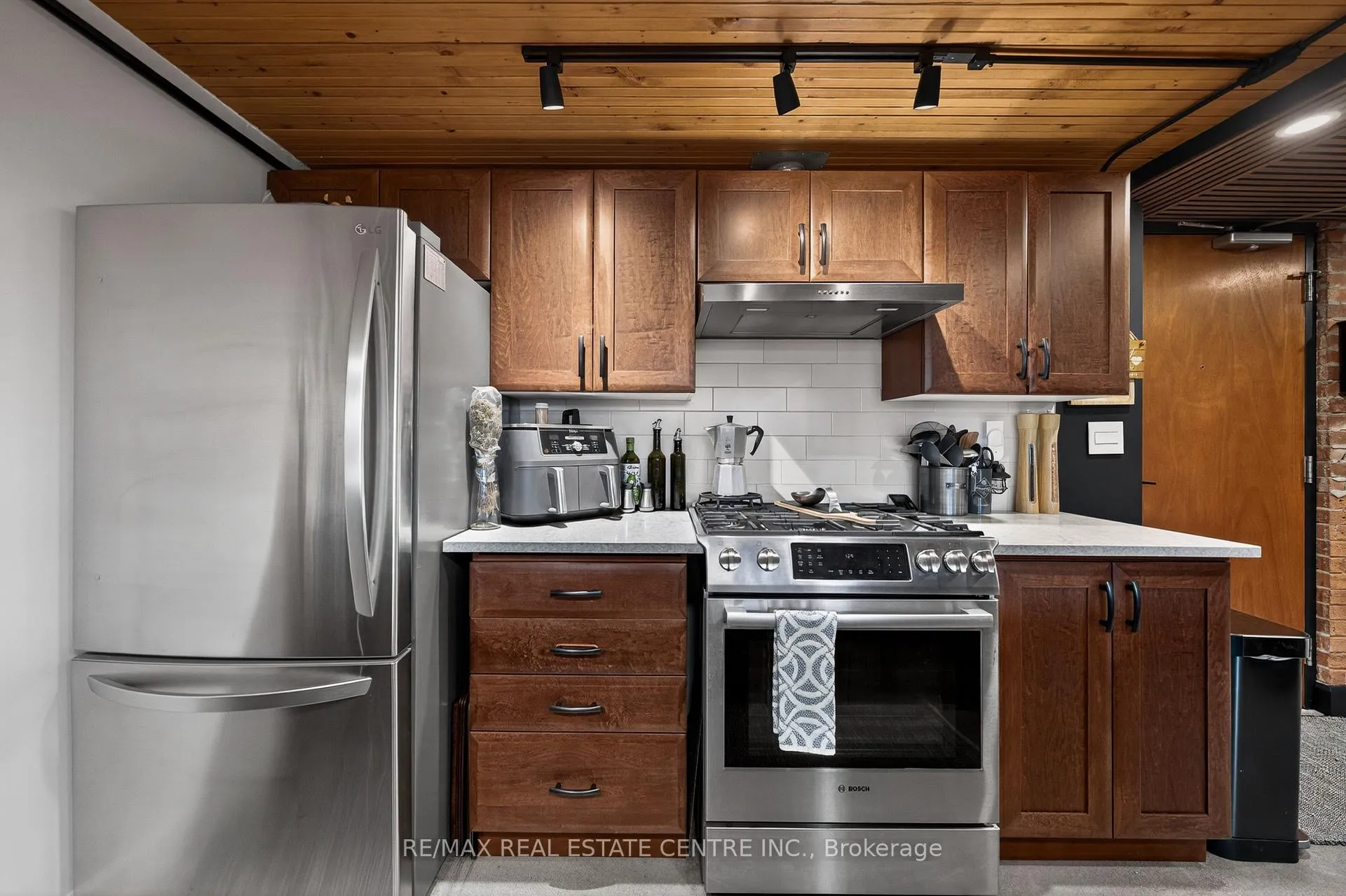 Photo 16 of Unit 212, 85 Spruce Street, Cambridge, East Galt — HOMEH