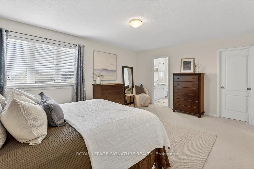 Photo 18 of 787 McCue Drive, Oshawa, Taunton — HOMEH