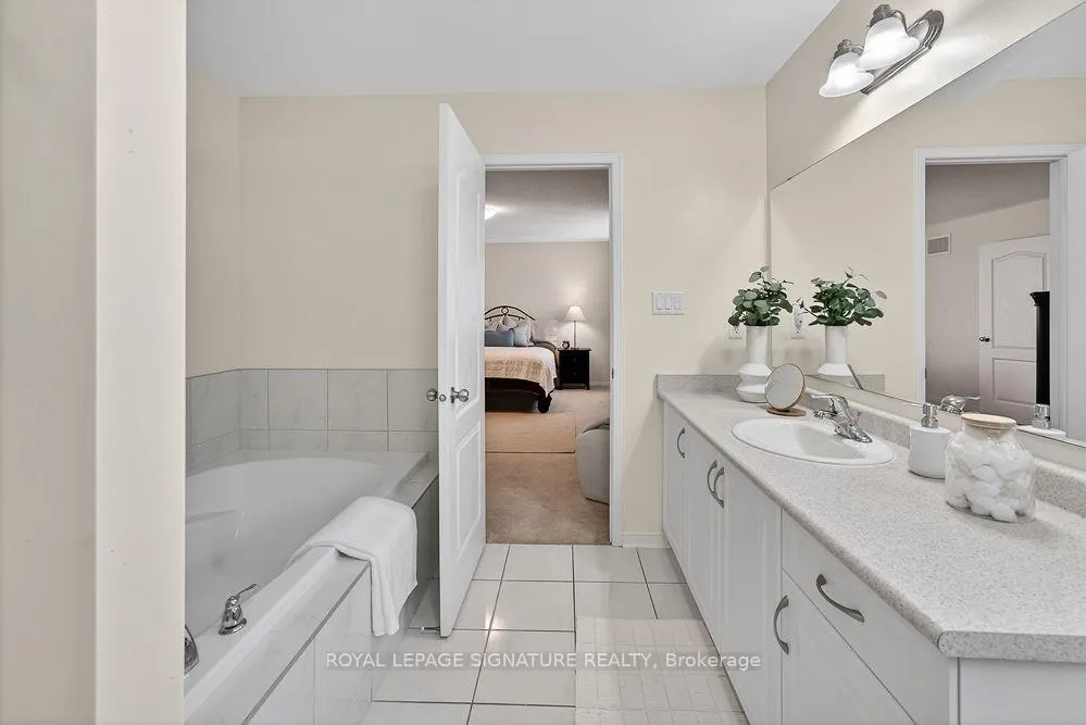 Photo 21 of 787 McCue Drive, Oshawa, Taunton — HOMEH