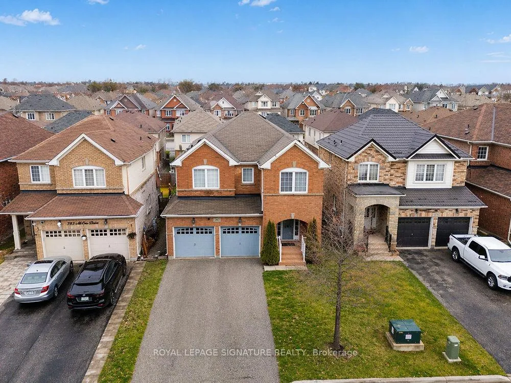 Photo 32 of 787 McCue Drive, Oshawa, Taunton — HOMEH