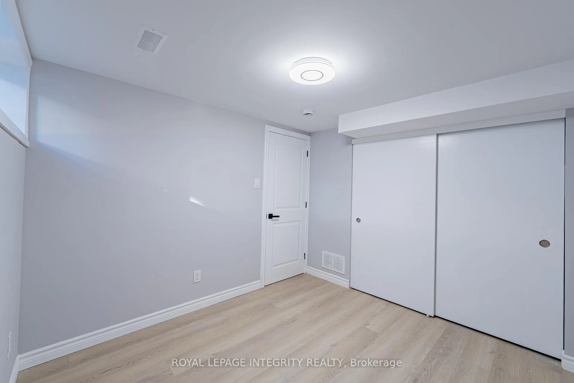 Photo 15 of 1746 - B Gage Crescent, Ottawa, Bel Air Heights — HOMEH