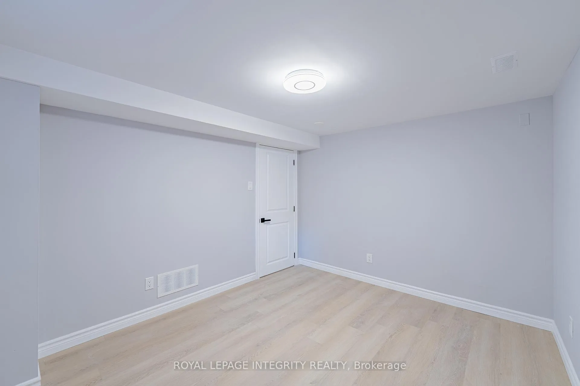 Photo 17 of 1746 - B Gage Crescent, Ottawa, Bel Air Heights — HOMEH