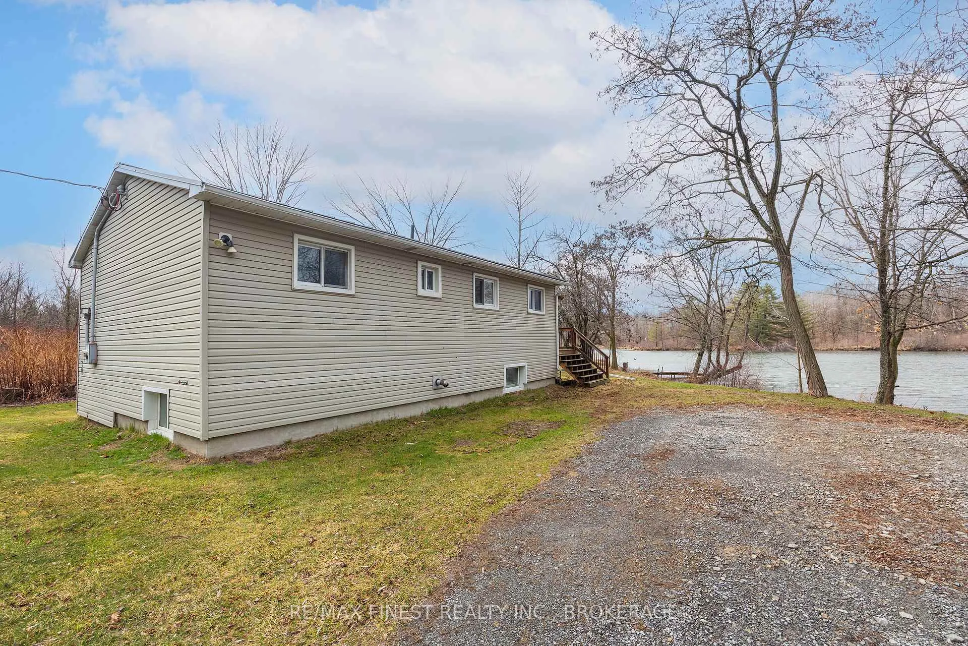 Photo 7 of 4419 Westview Lane, Frontenac, Frontenac South — HOMEH