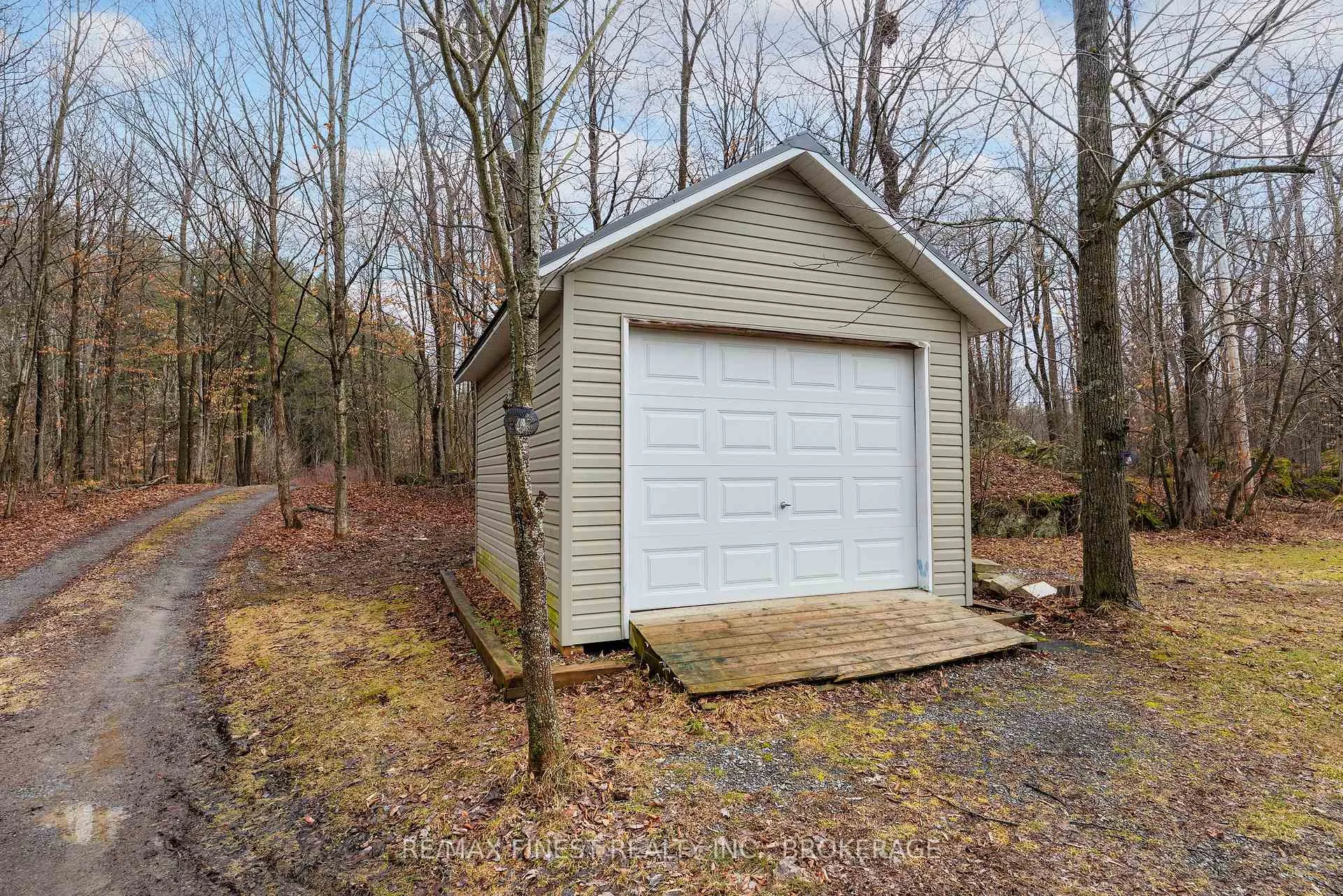 Photo 8 of 4419 Westview Lane, Frontenac, Frontenac South — HOMEH
