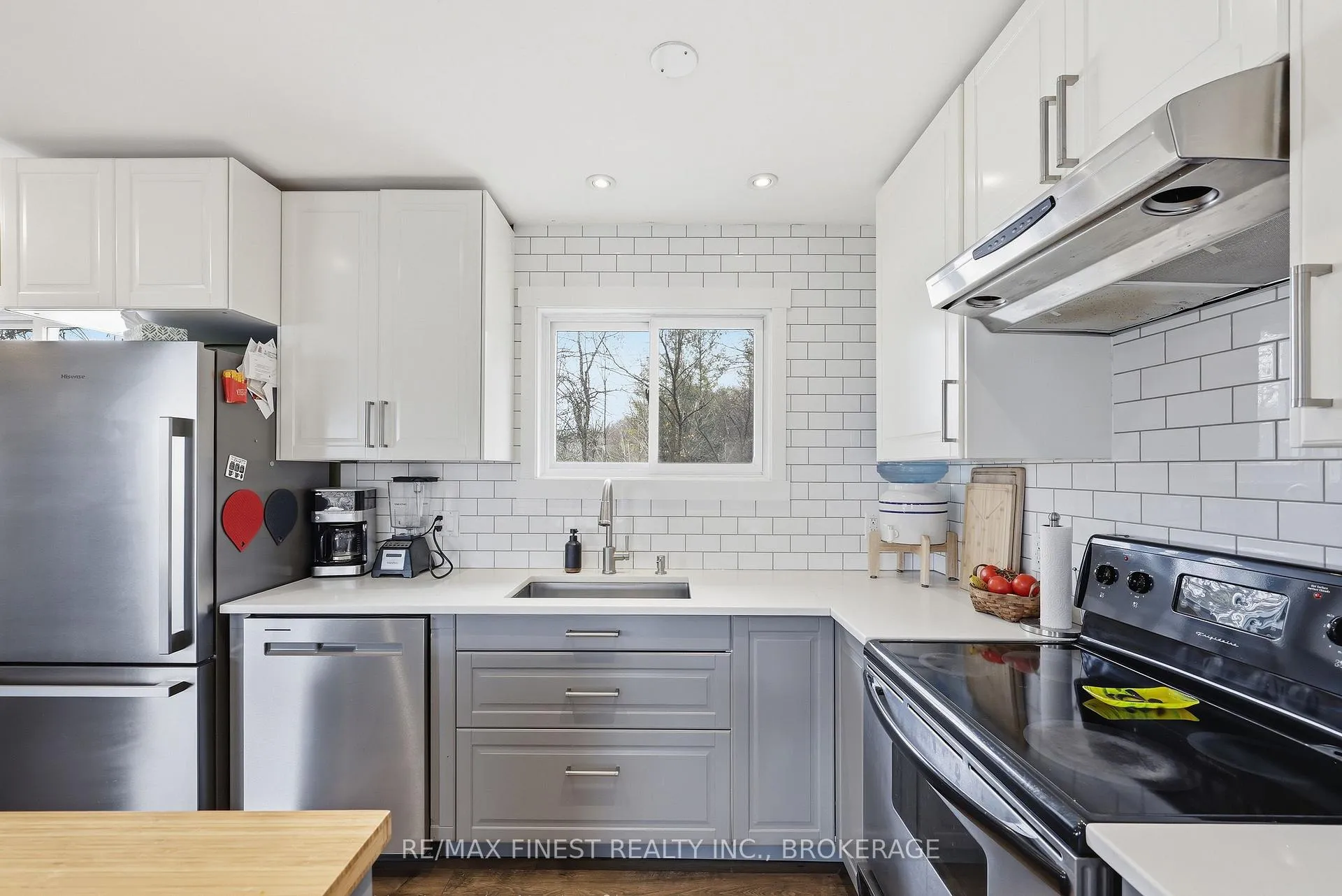 Photo 16 of 4419 Westview Lane, Frontenac, Frontenac South — HOMEH