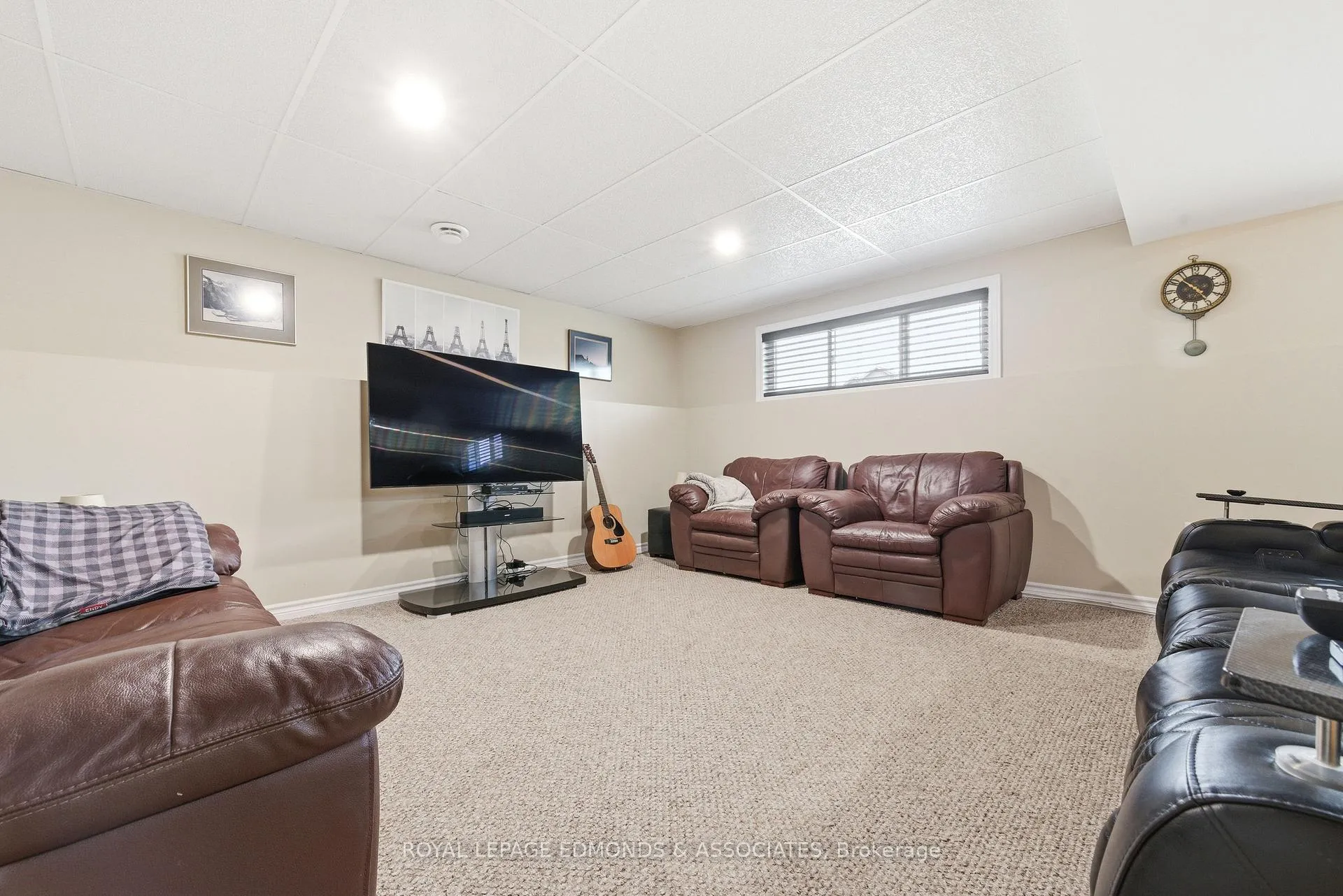 Photo 36 of 5 Nile Street, Petawawa — HOMEH